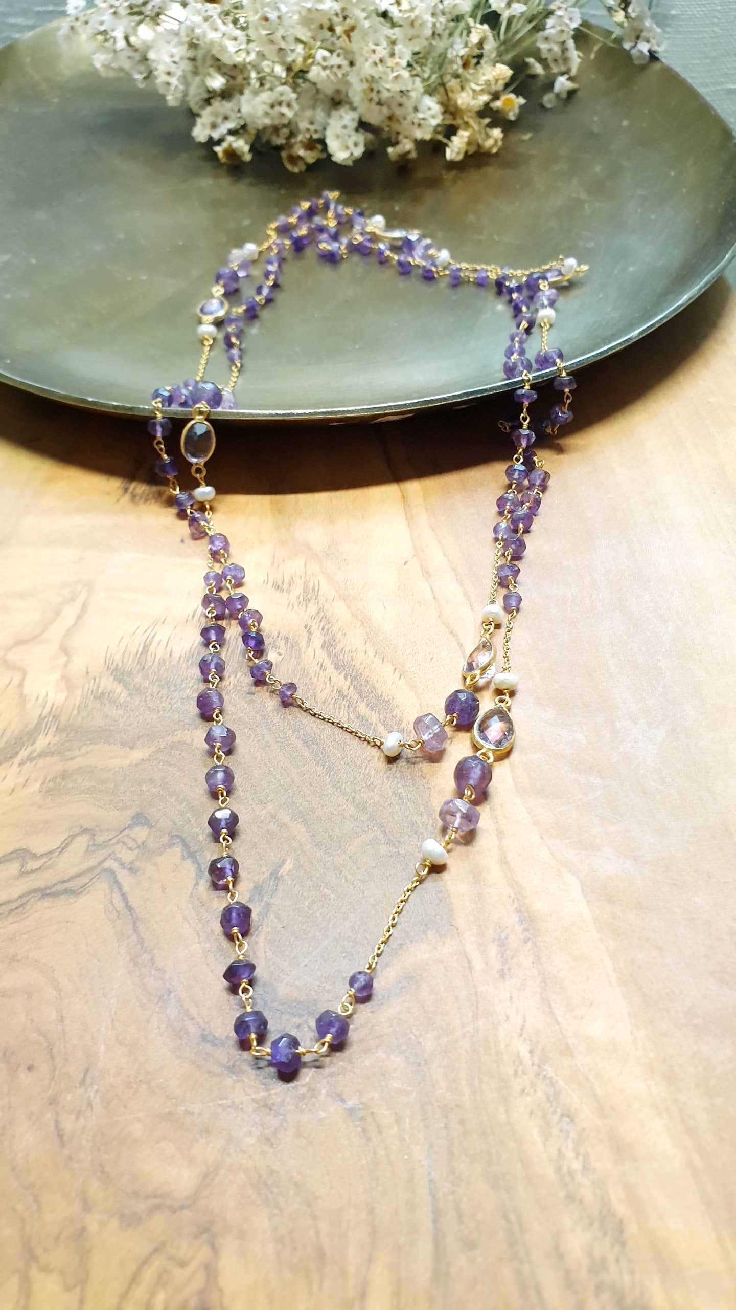 Lunga collana in argento con ametiste e perle di fiume