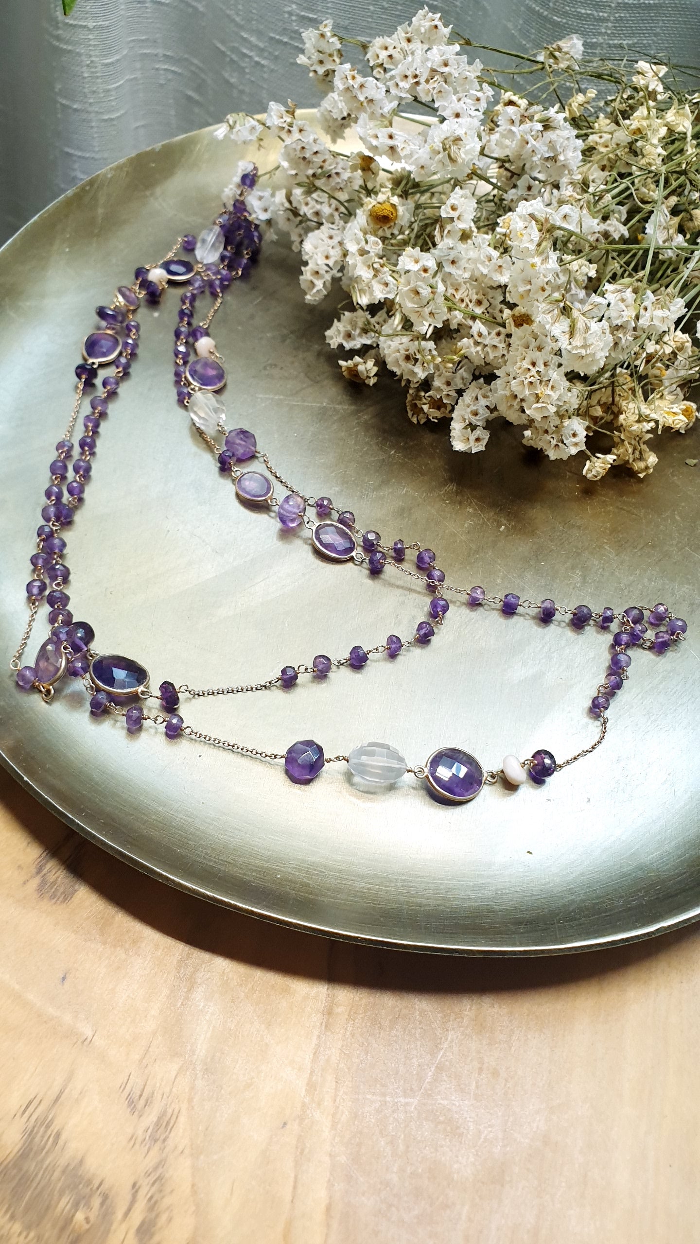 Lunga collana in argento con ametiste e quarzo ialino