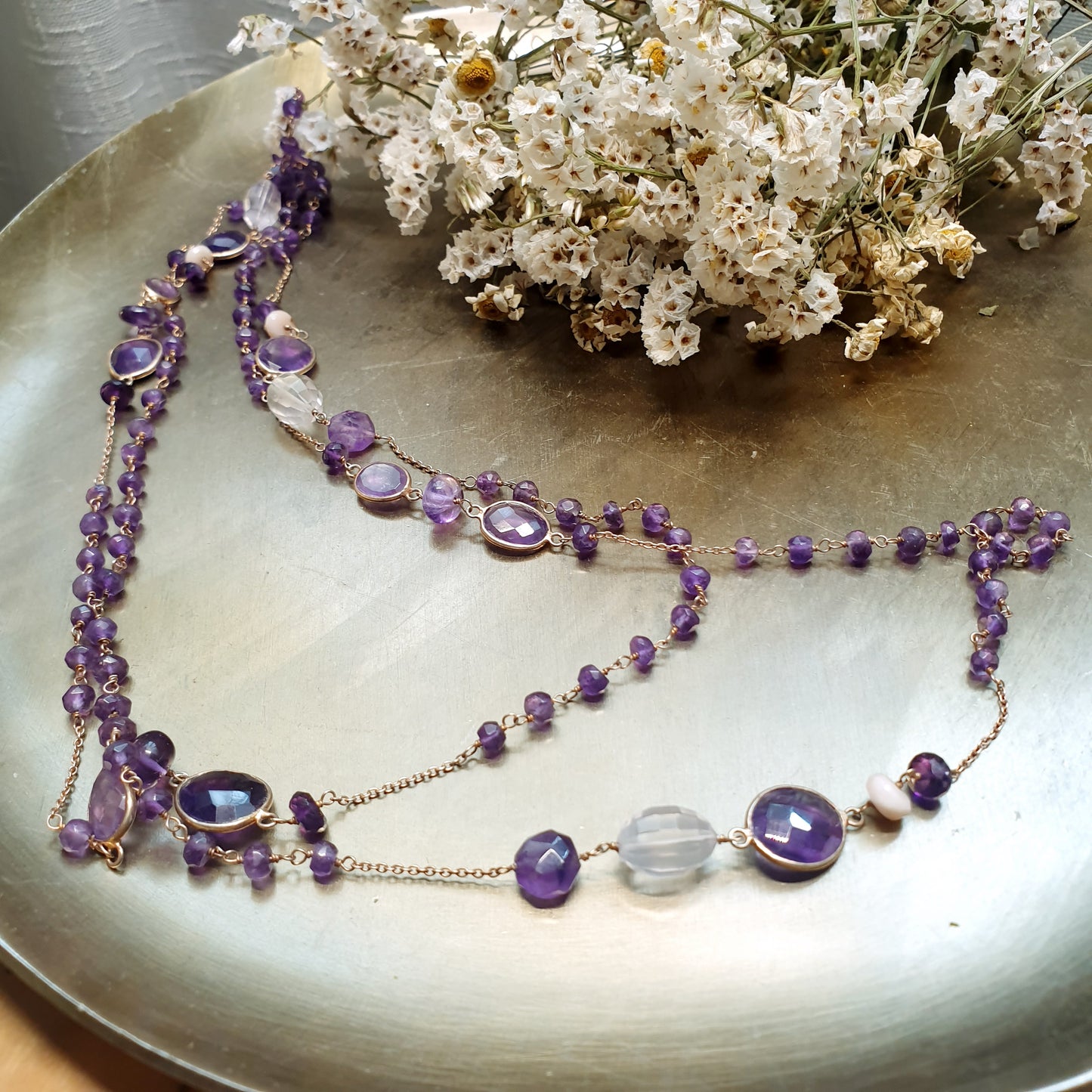 Lunga collana in argento con ametiste e quarzo ialino