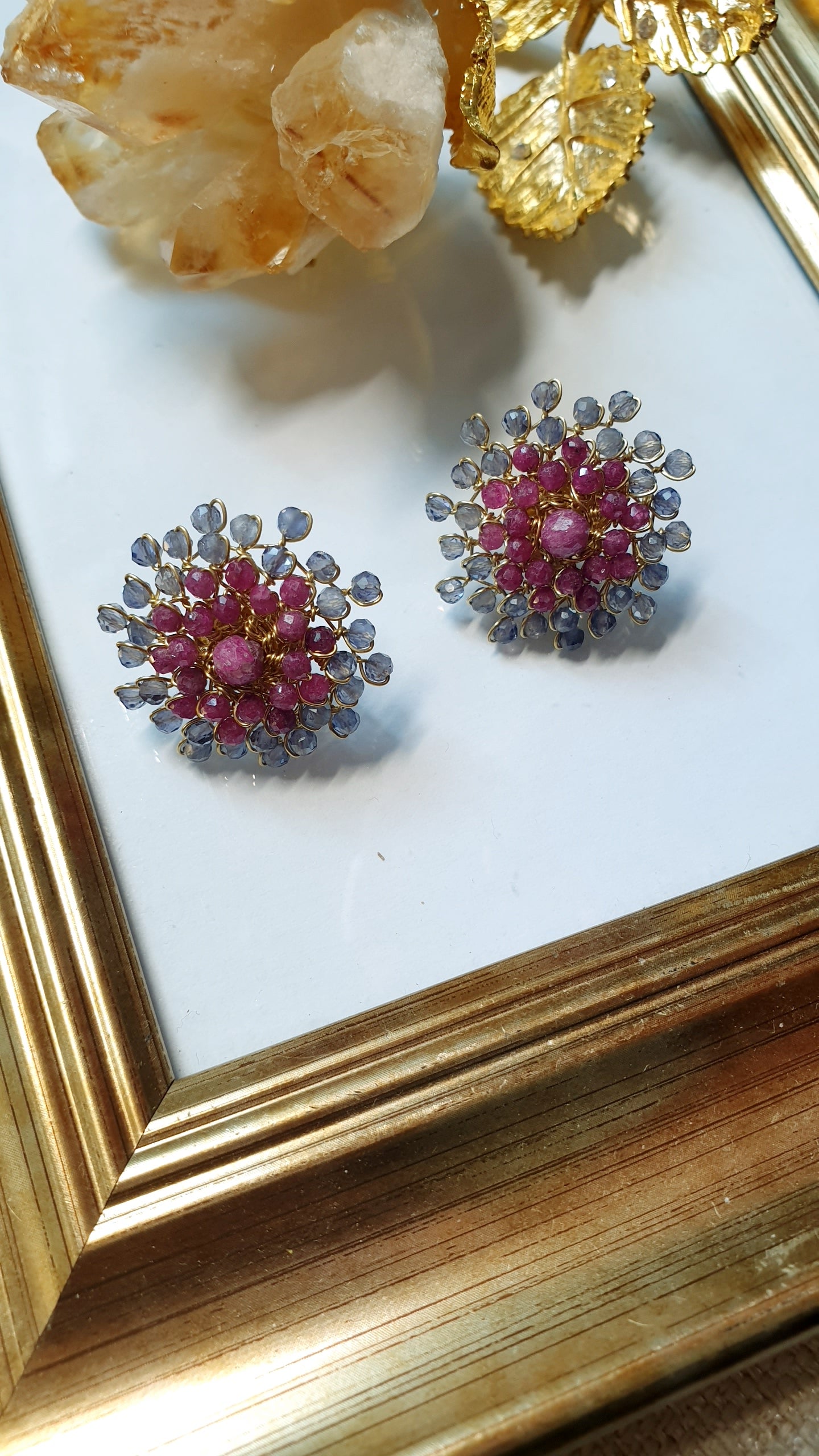 Splendidi orecchini in argento con labradorite, tormalina e rubino