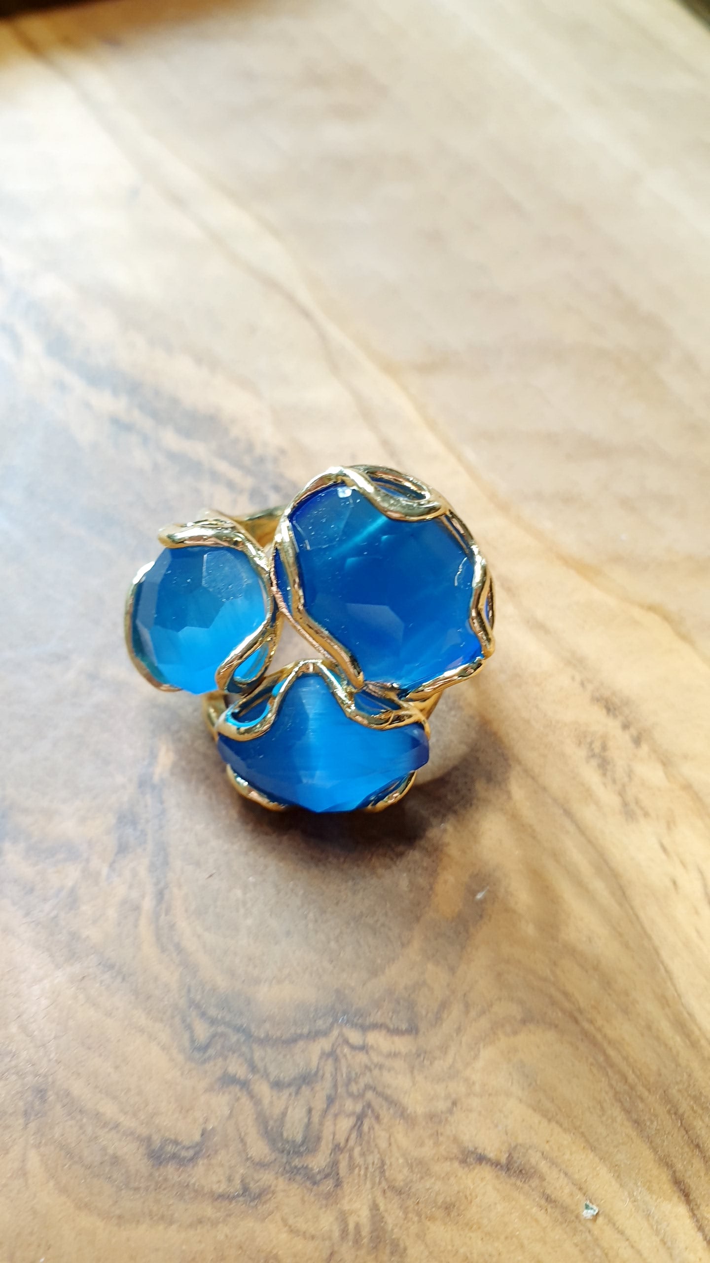 Anello in ottone con agata blu