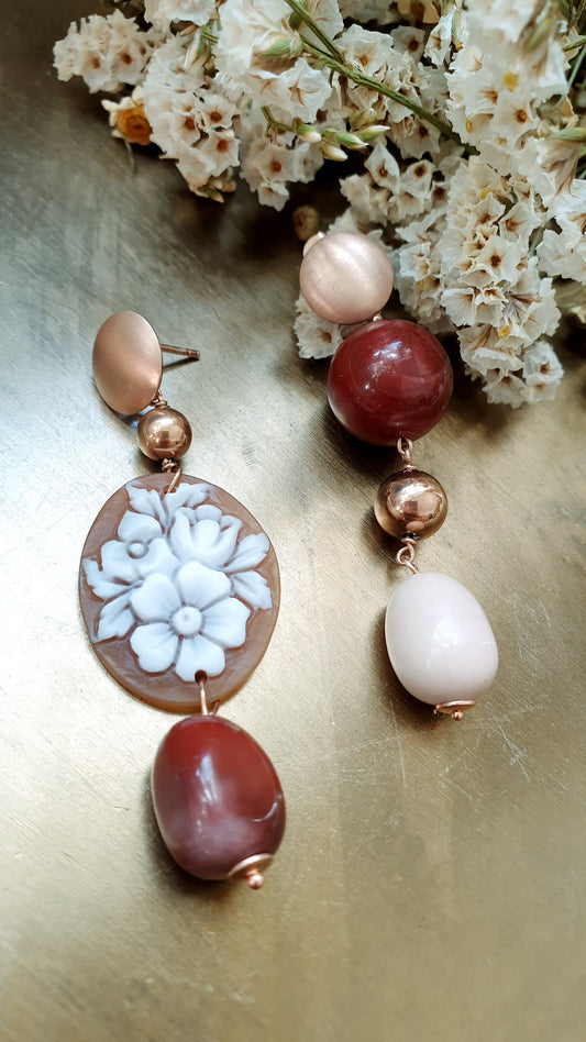 Orecchini in argento con cammeo e mokaite