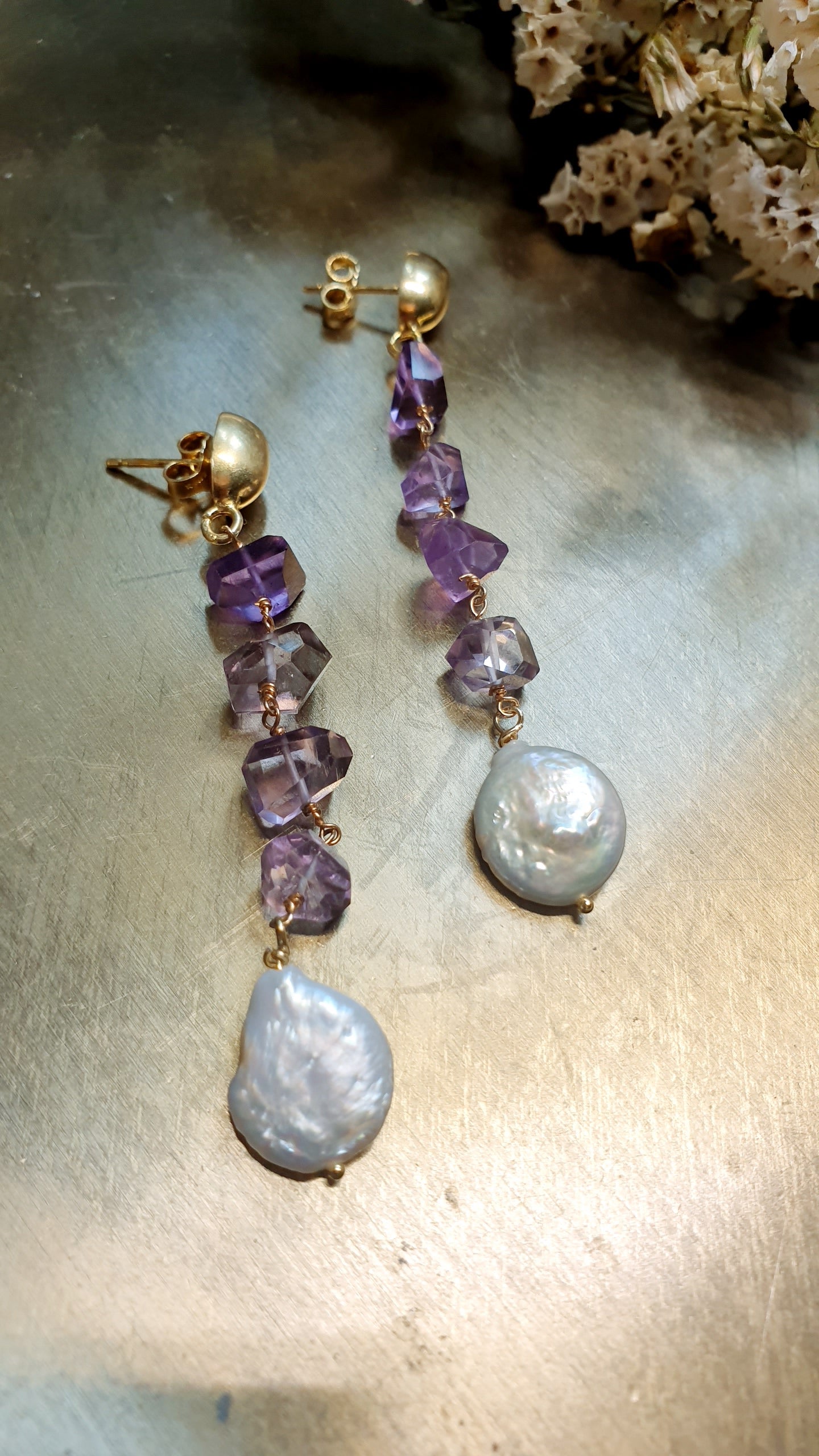 Orecchini in argento con ametiste e perle