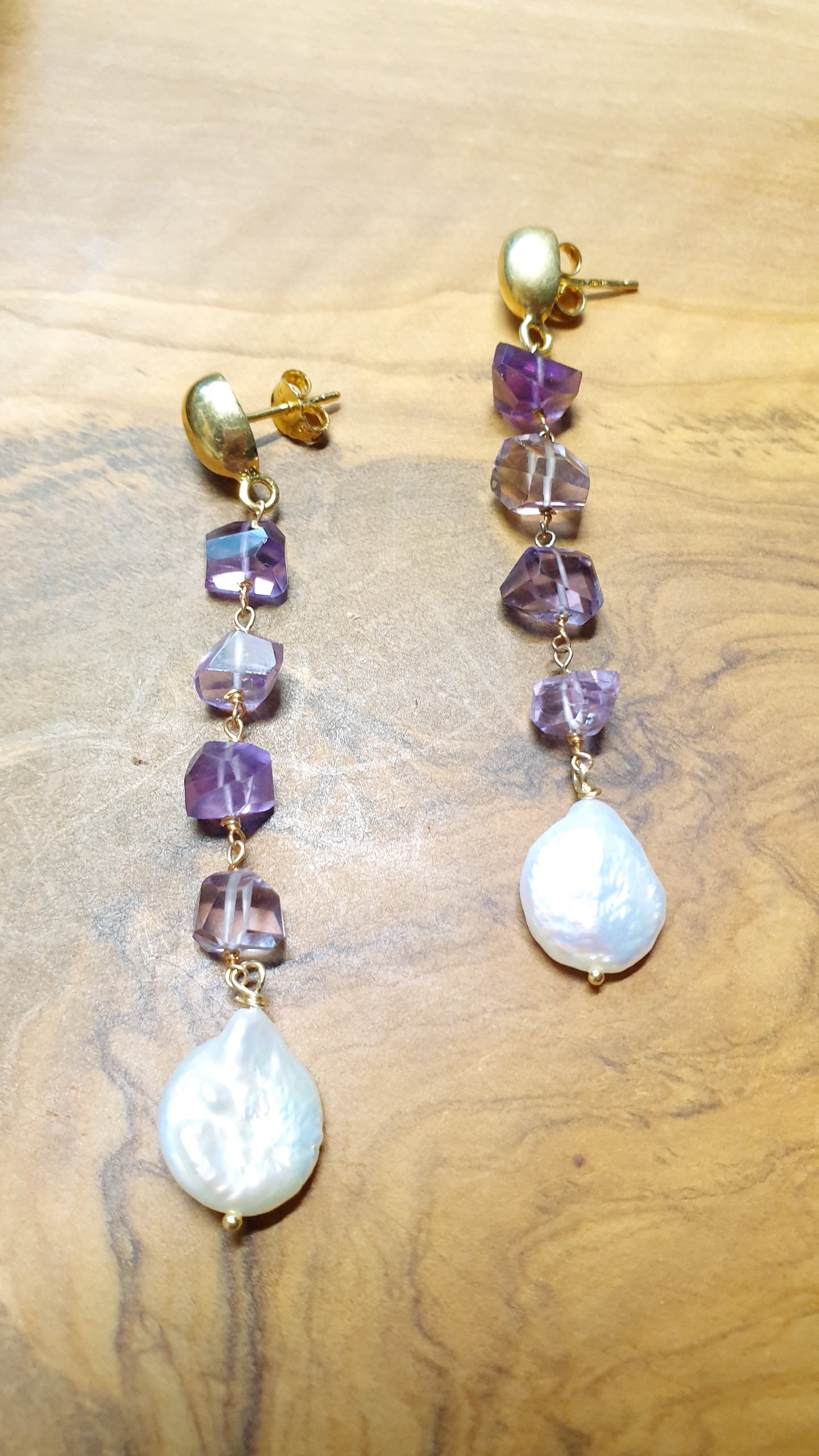 Orecchini in argento con ametiste e perle