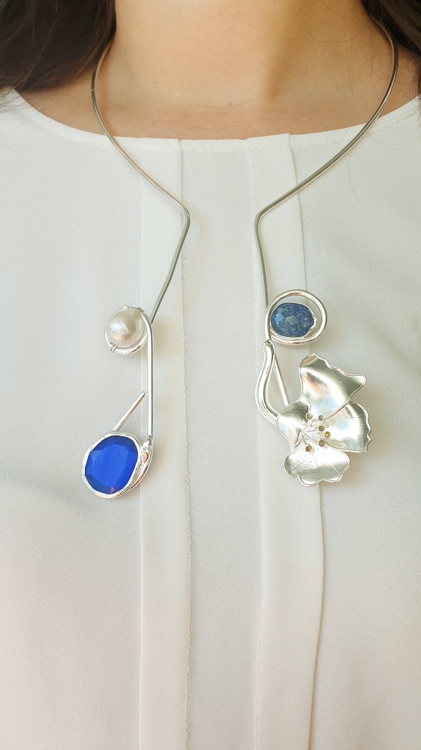 Collana in filo placcato argento conperla barocca, lapis, occhio di gatto