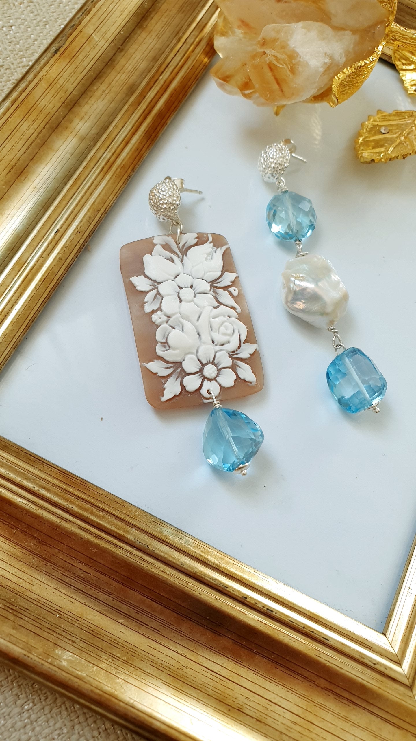 Bellissimi orecchini in argento con cammeo originale, perla e ossidiana