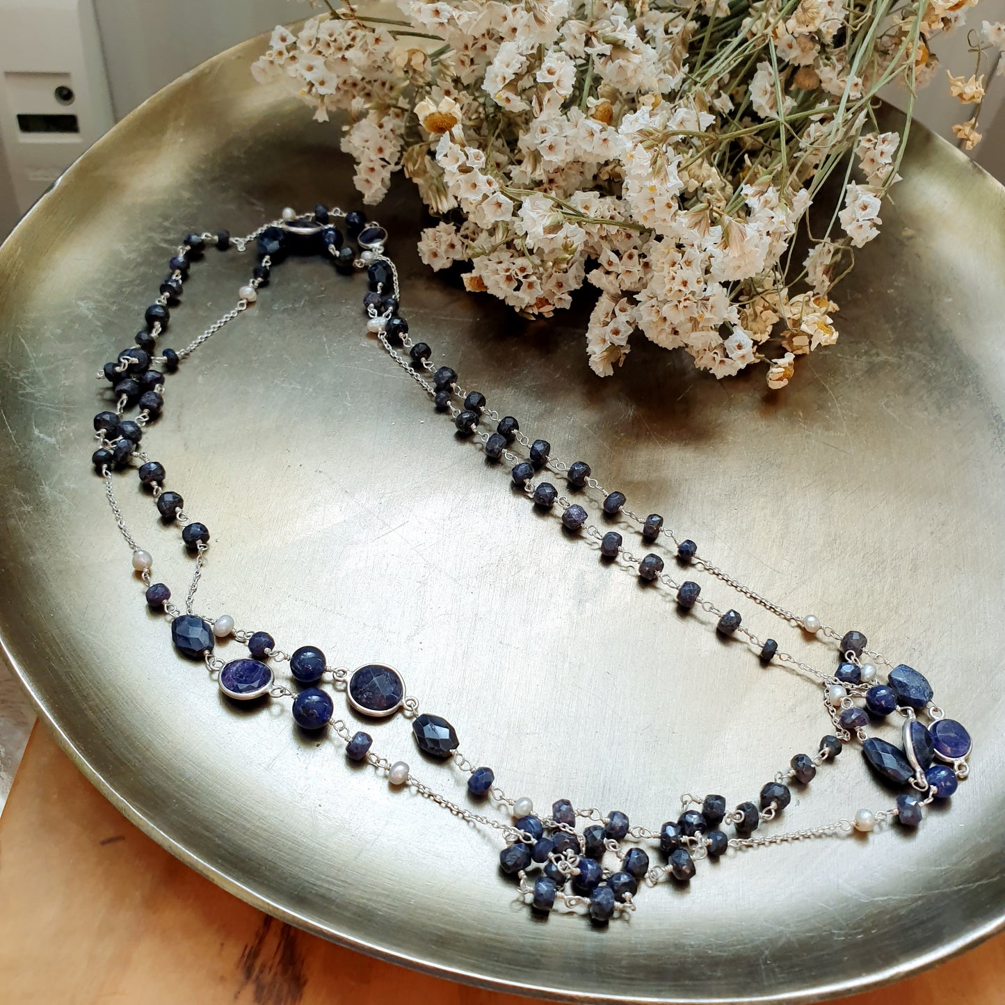 Lunga collana in argento con lapislazzuli