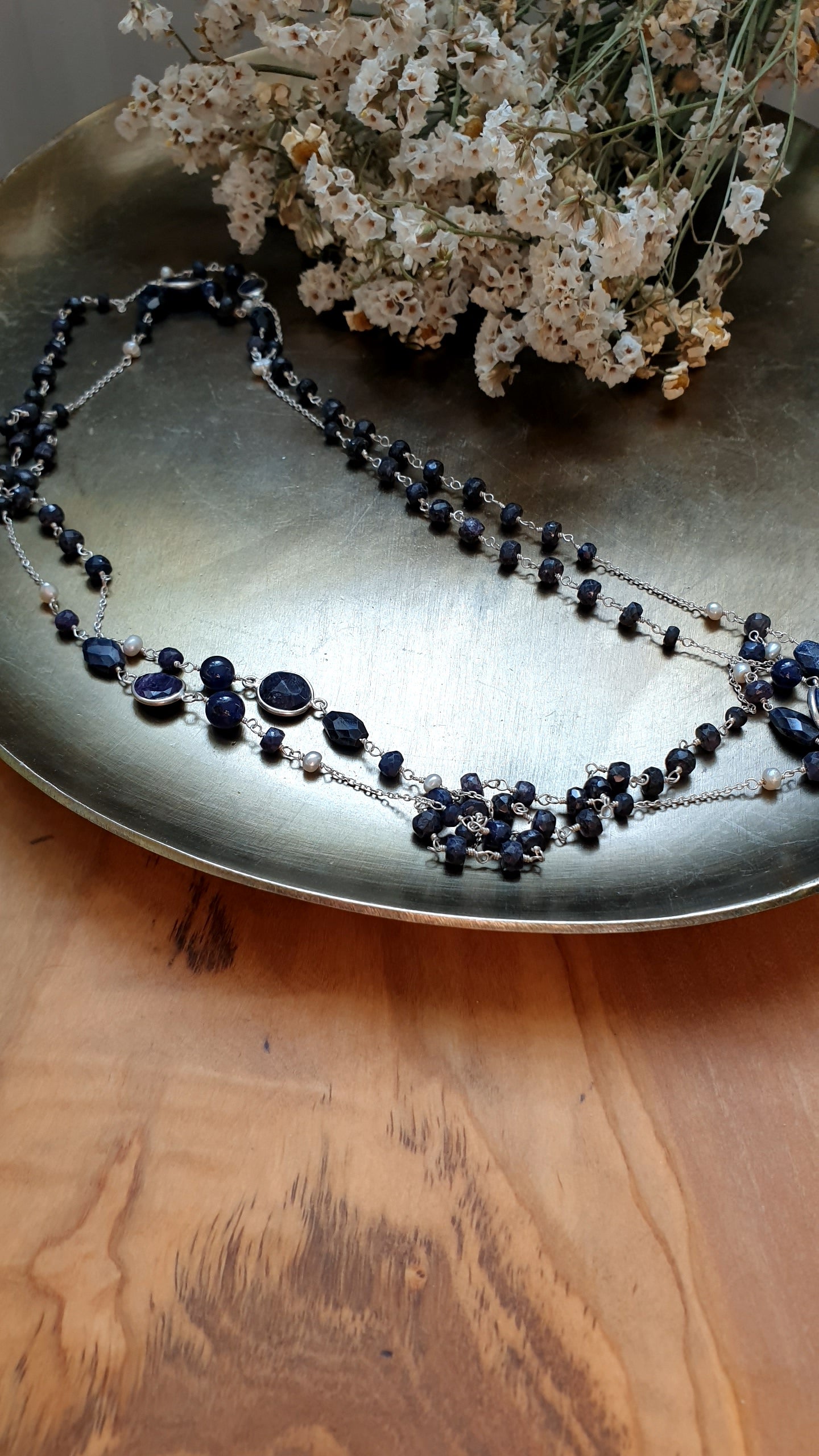 Lunga collana in argento con lapislazzuli