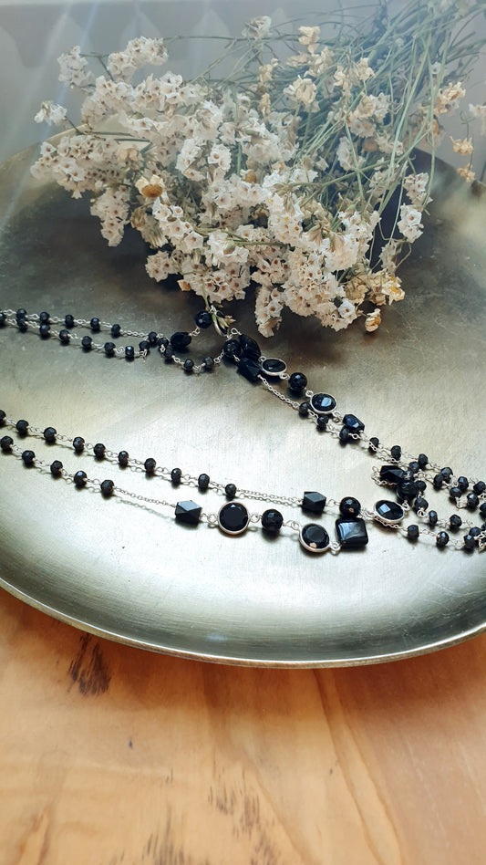 Lunga collana in argento con onice