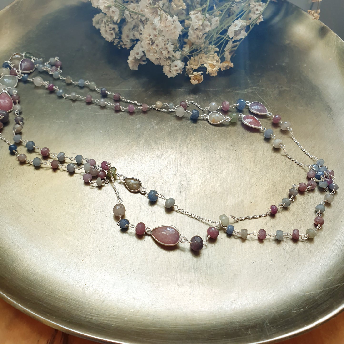 Lunga collana in argento con tormaline