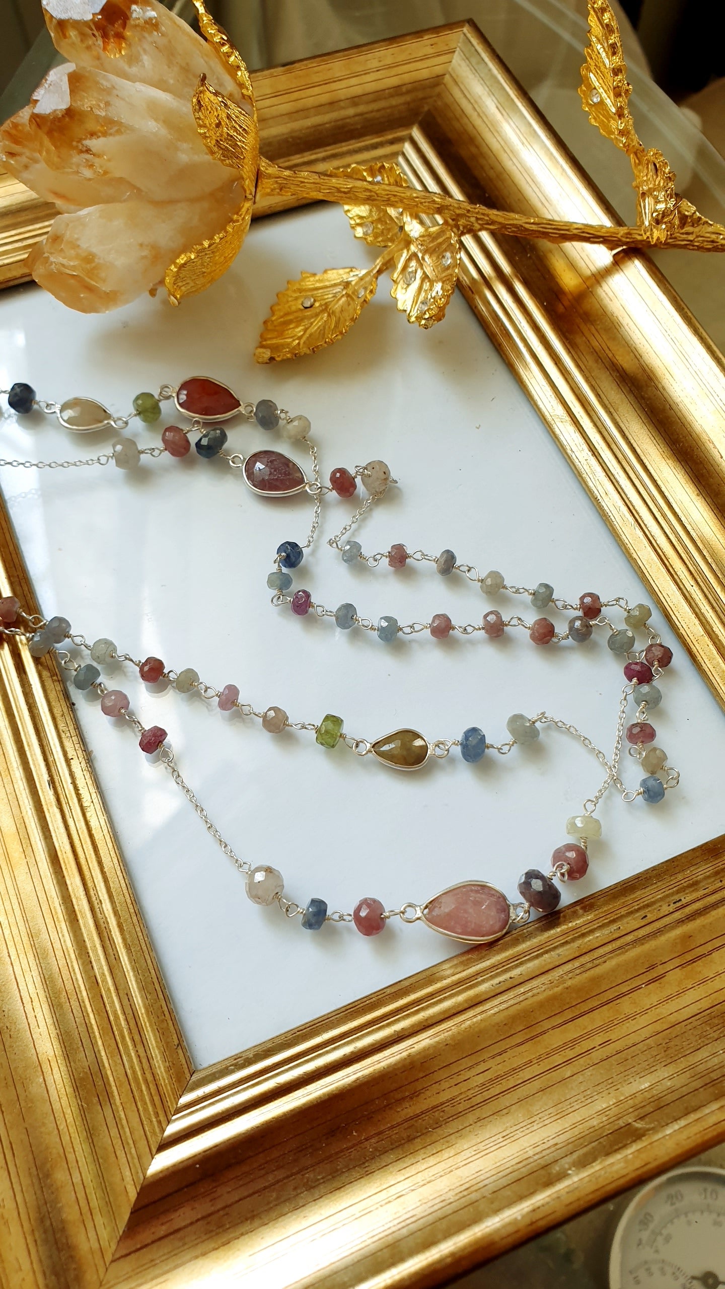 Lunga collana in argento con tormaline