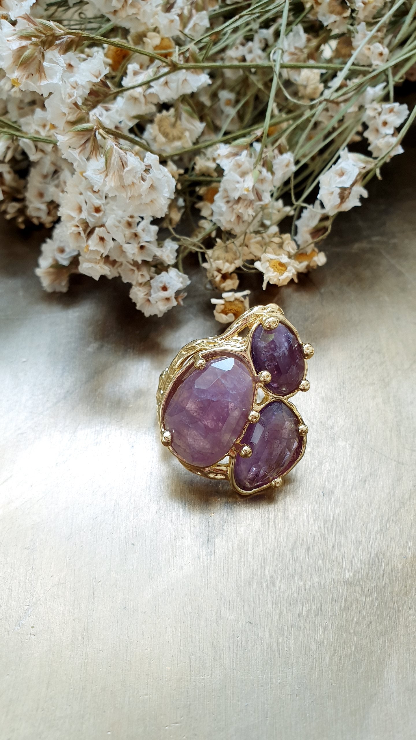 Anello in ottone con ametista