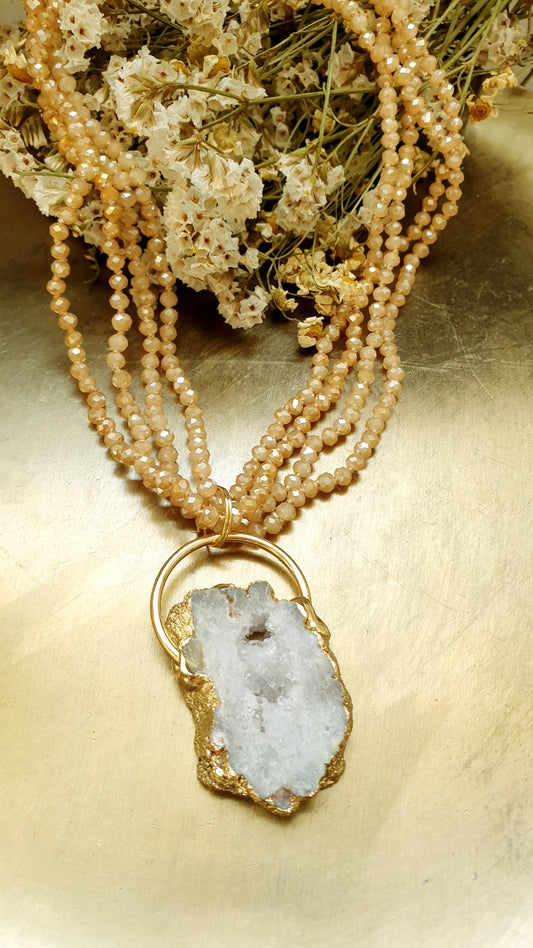 Girocollo di cristallini con drusa di agata