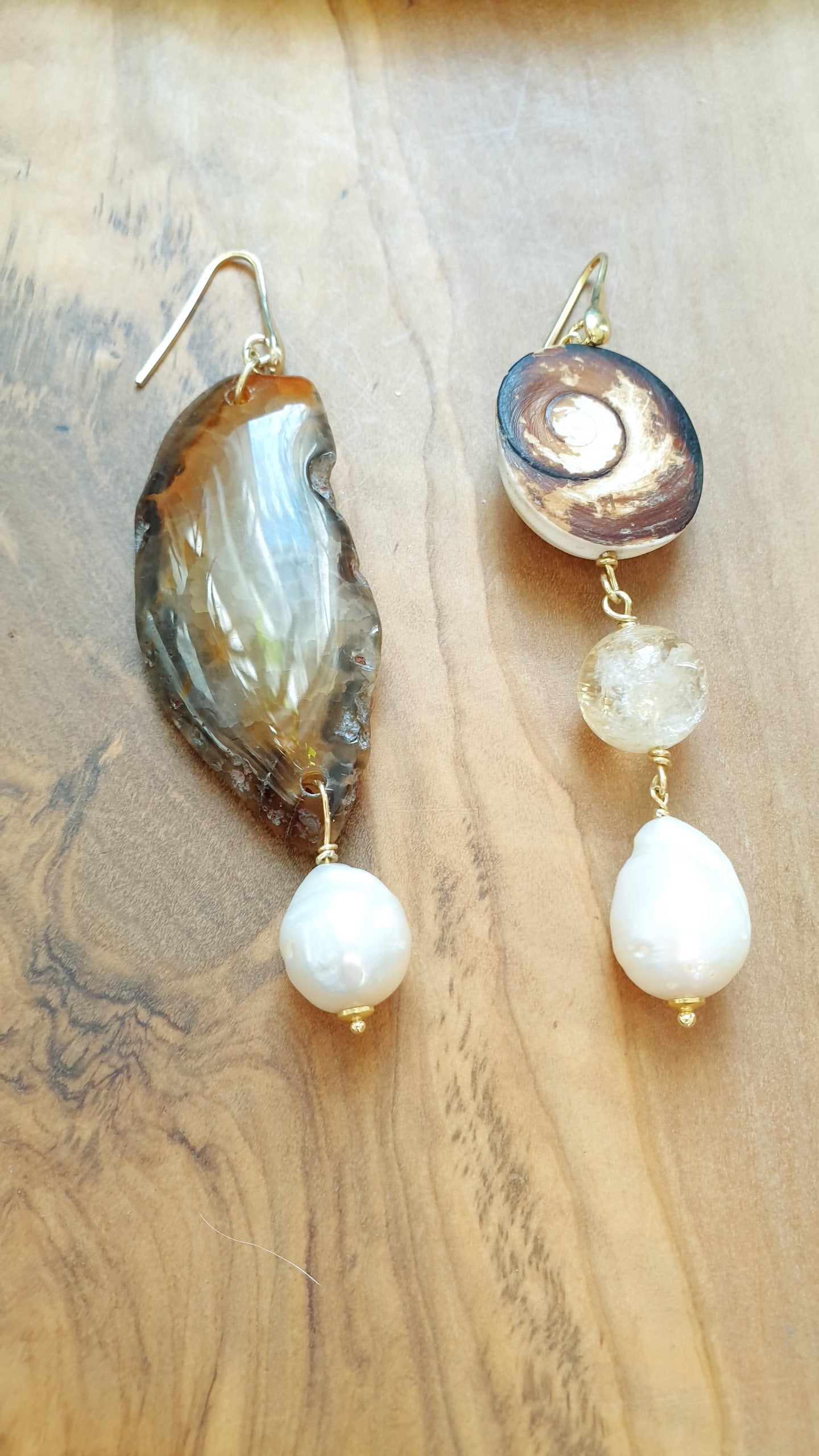 Orecchini in argento con agat, occhio di S Lucia, quarzo citrino, perle barocche