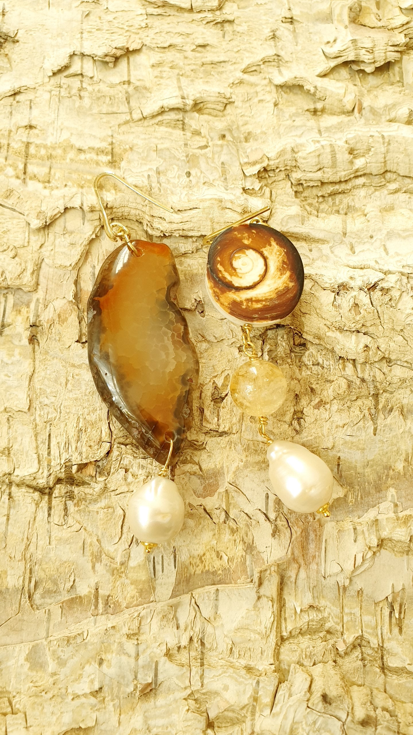 Orecchini in argento con agat, occhio di S Lucia, quarzo citrino, perle barocche