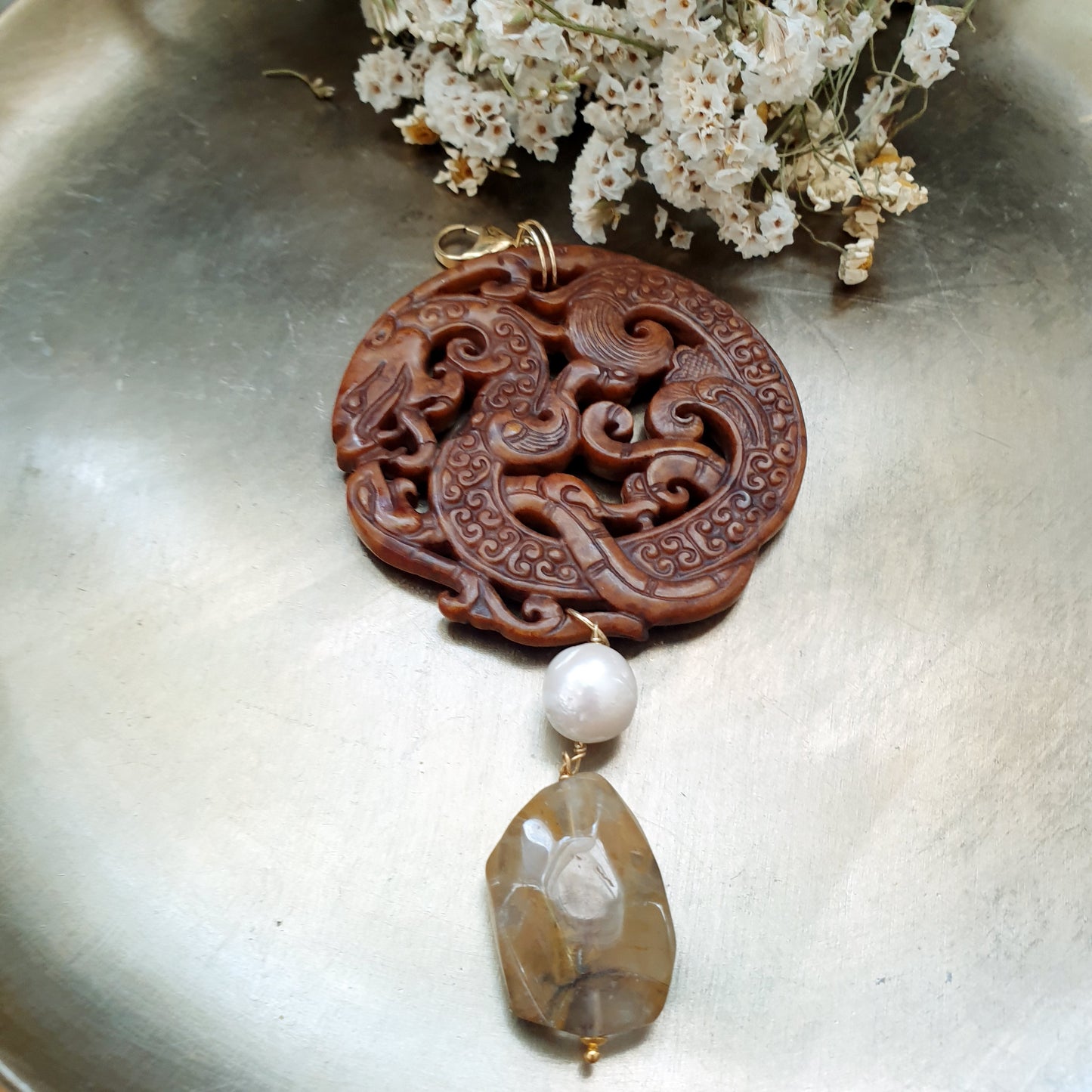 Ciondolo mala con giada, pela barocca, quarzo citrino