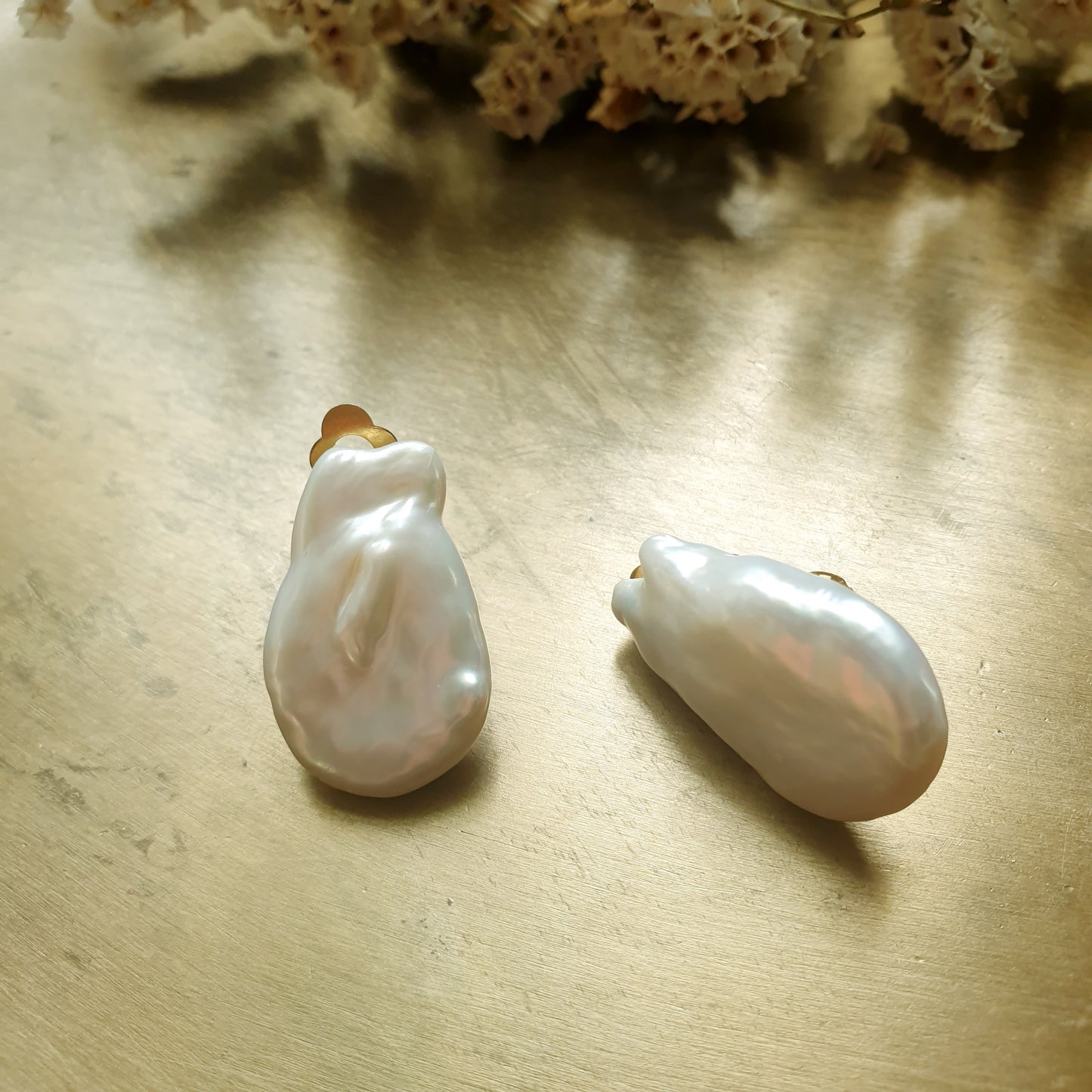 Orecchini a clip con perle barocche