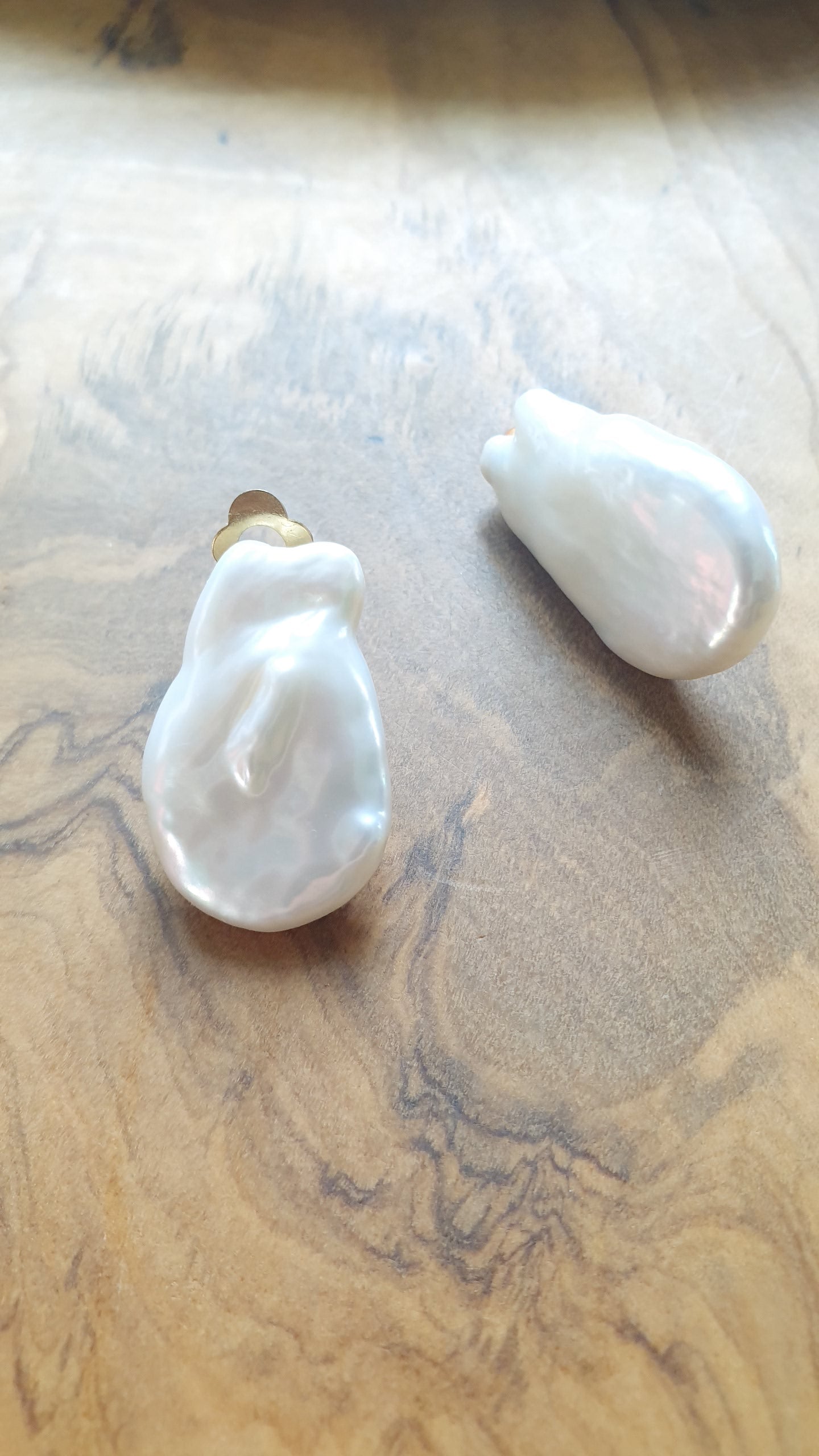 Orecchini a clip con perle barocche