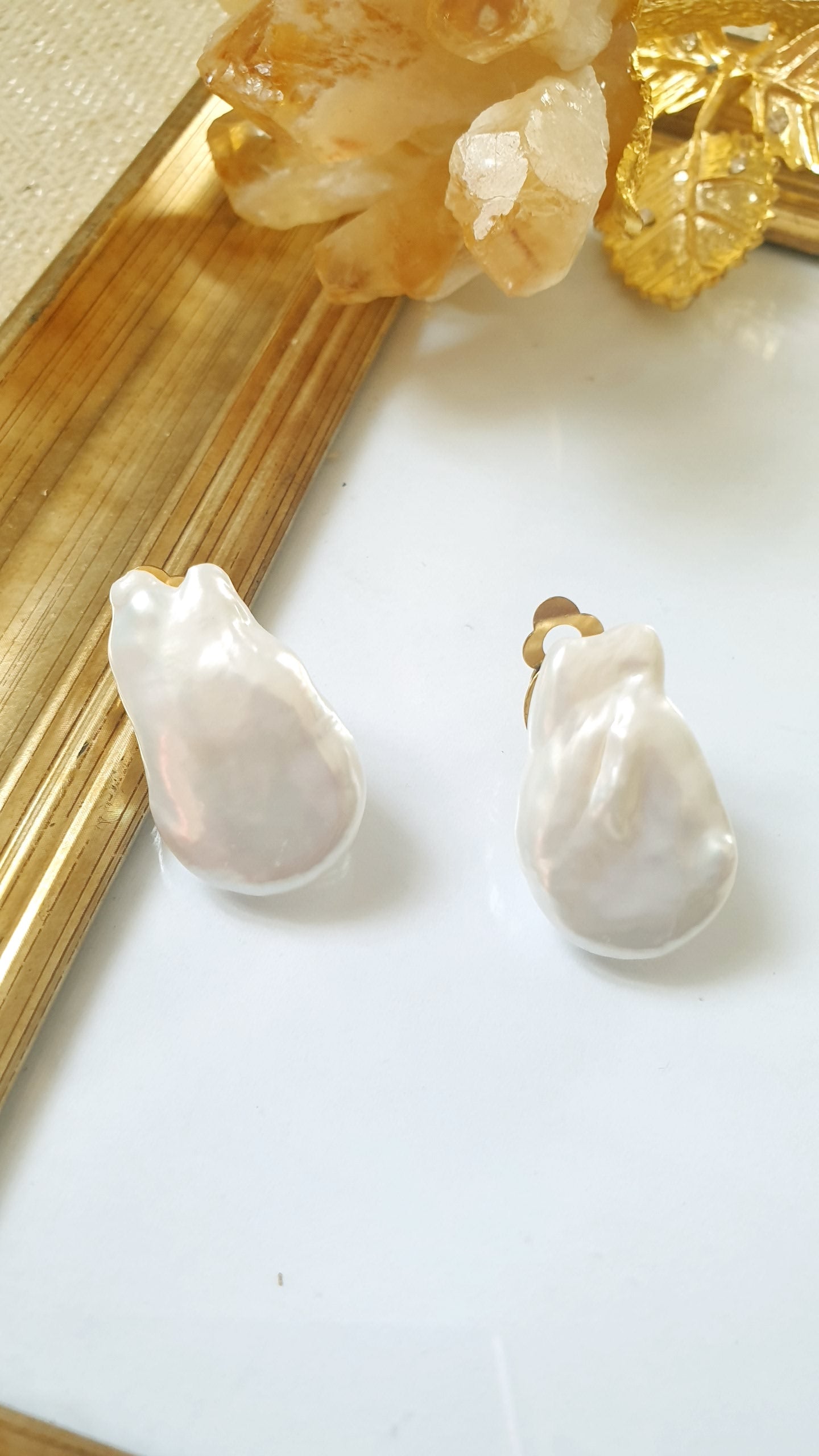 Orecchini a clip con perle barocche