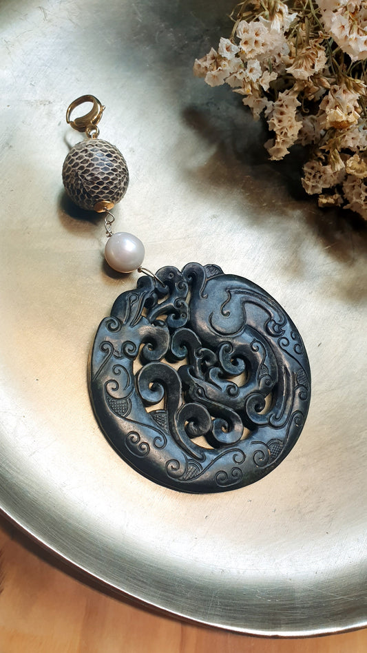 Ciondolo mala con giada  e perla