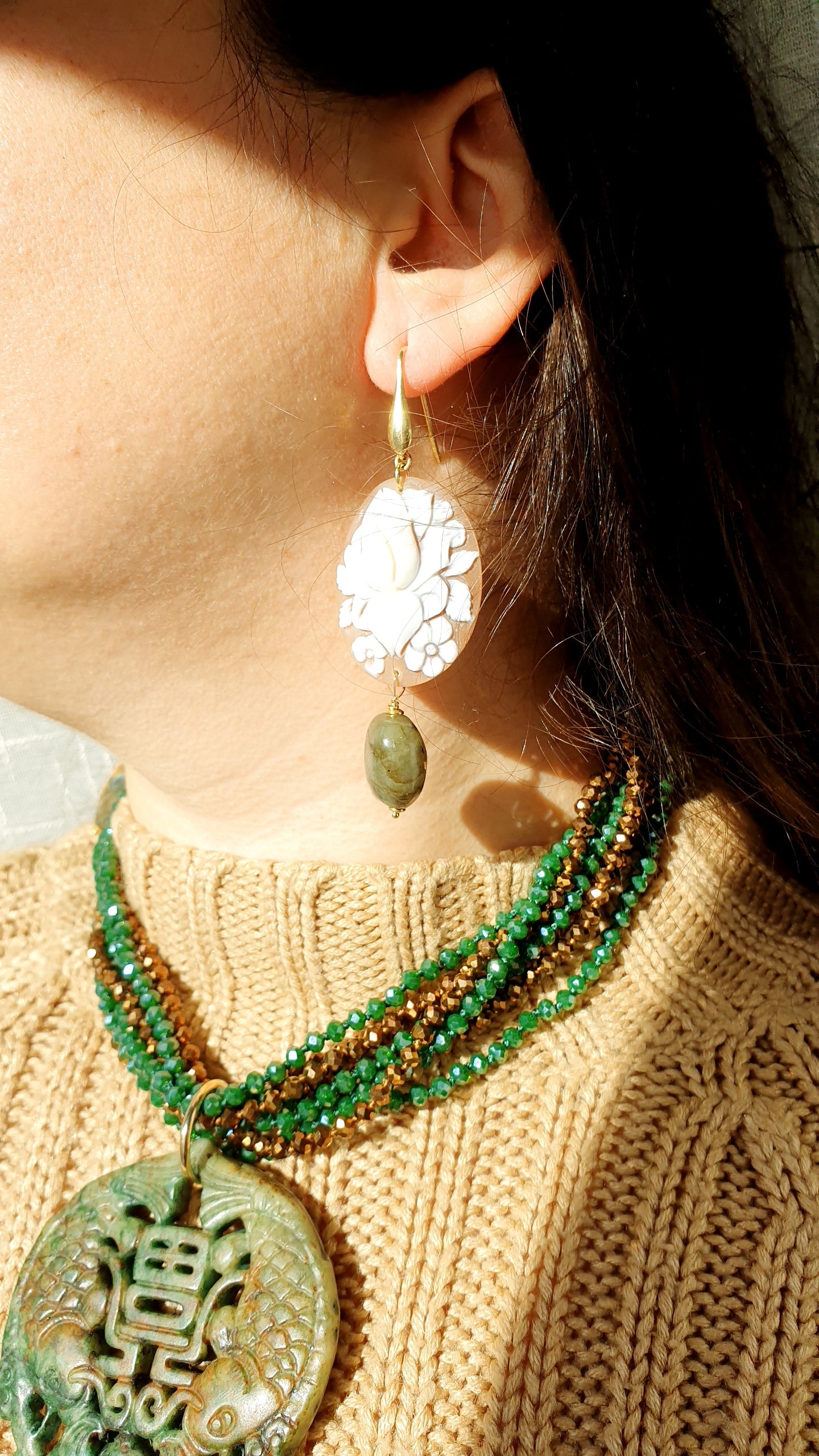 Orecchini in argento com cammeo, labradorite perla.