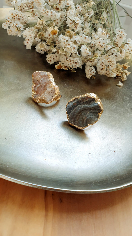 Anelli in ottone con agata concinas
