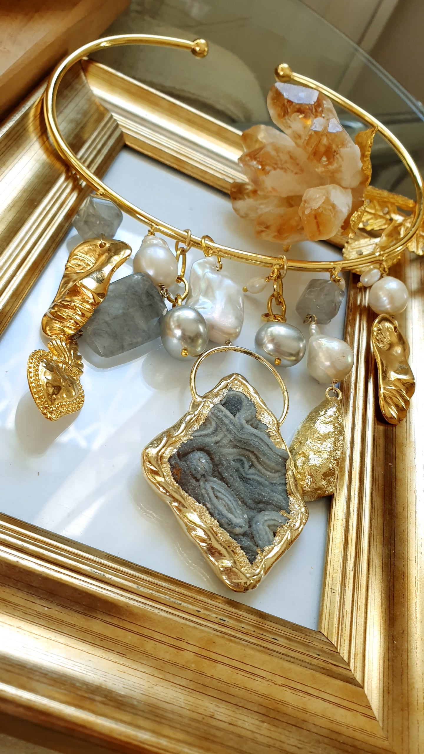 Collana placcata oro con druse e perle