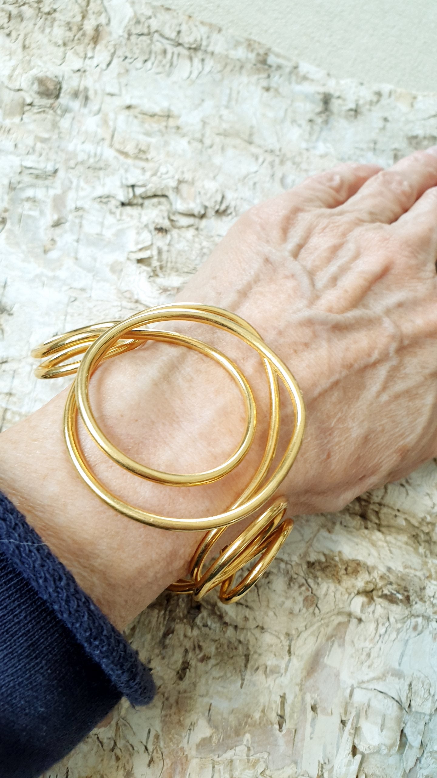 Bracciale in filo placcato oro