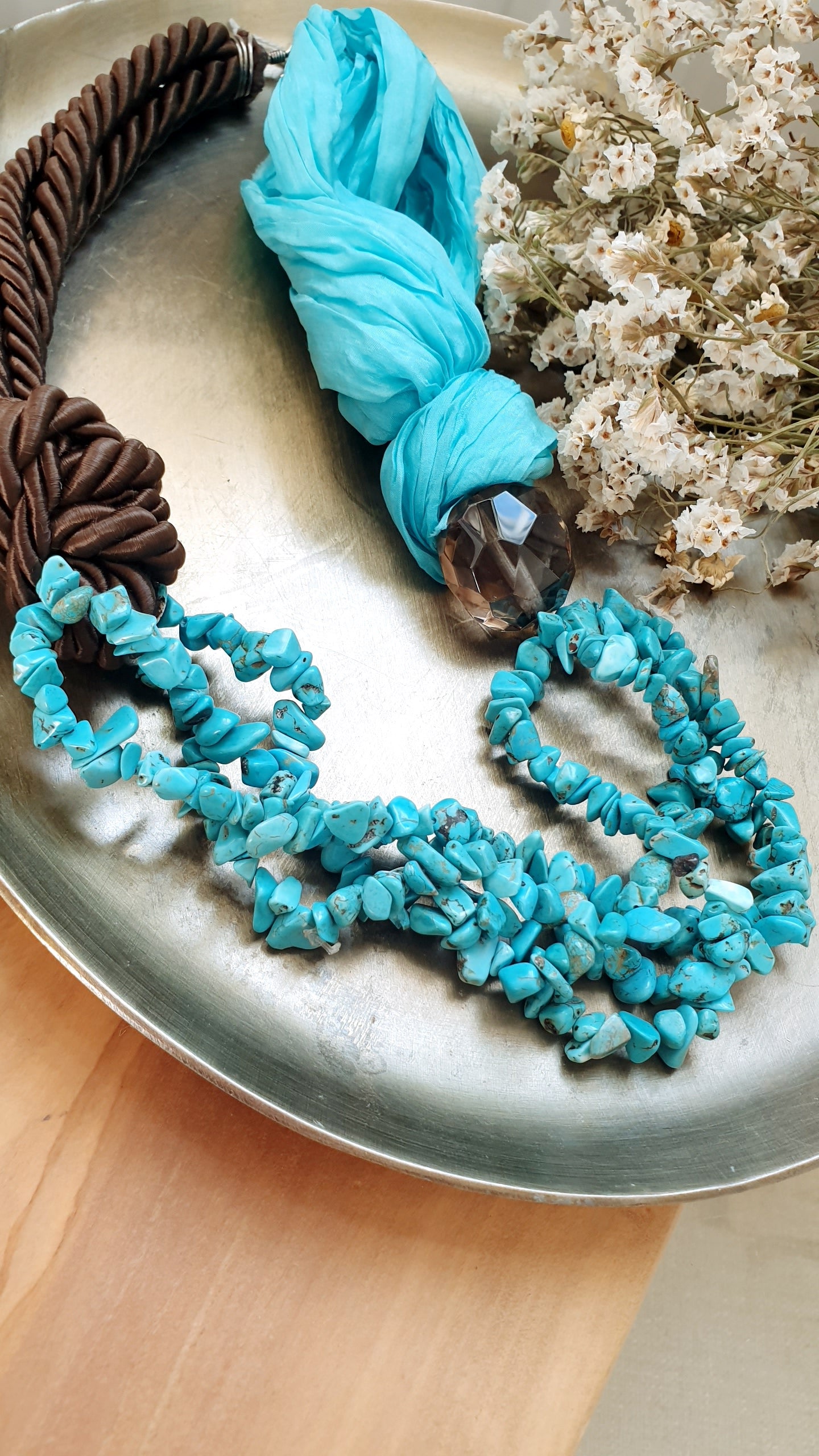 Collana in seta con quarzo fumo e psta di turchese