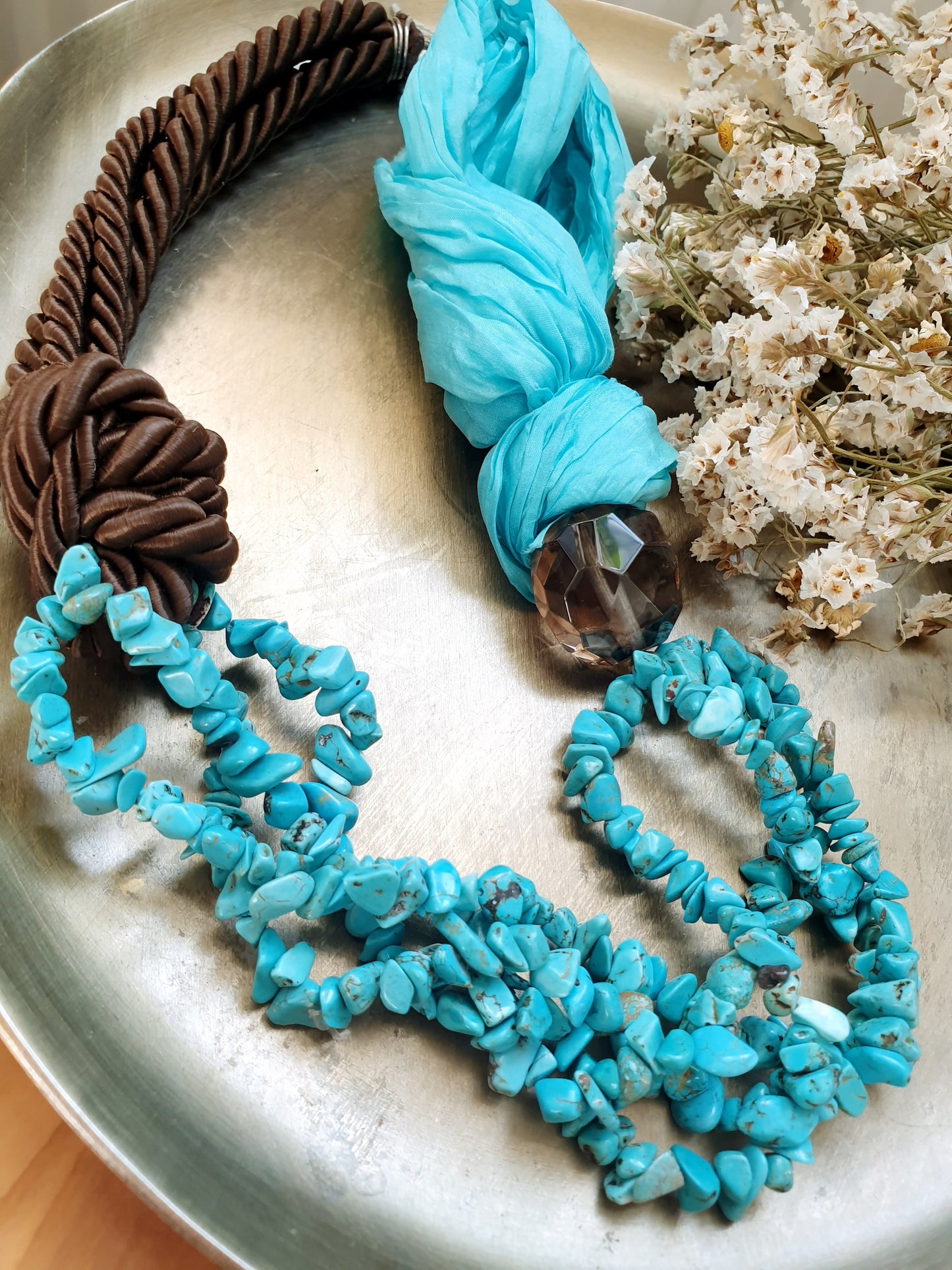 Collana in seta con quarzo fumo e psta di turchese