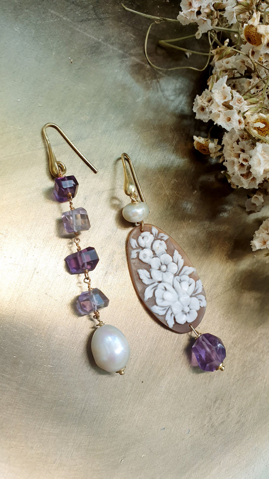 Orecchini in argento con cammeo, ametista, perle.