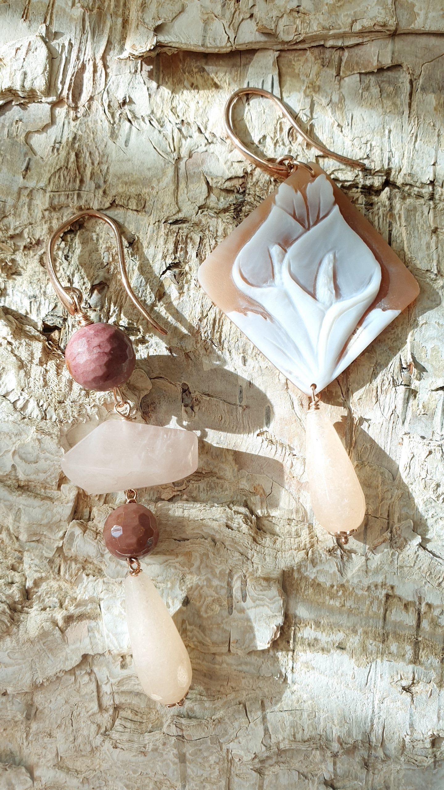Orecchini in argento com cammeo, quarzo rosa, mokaite
