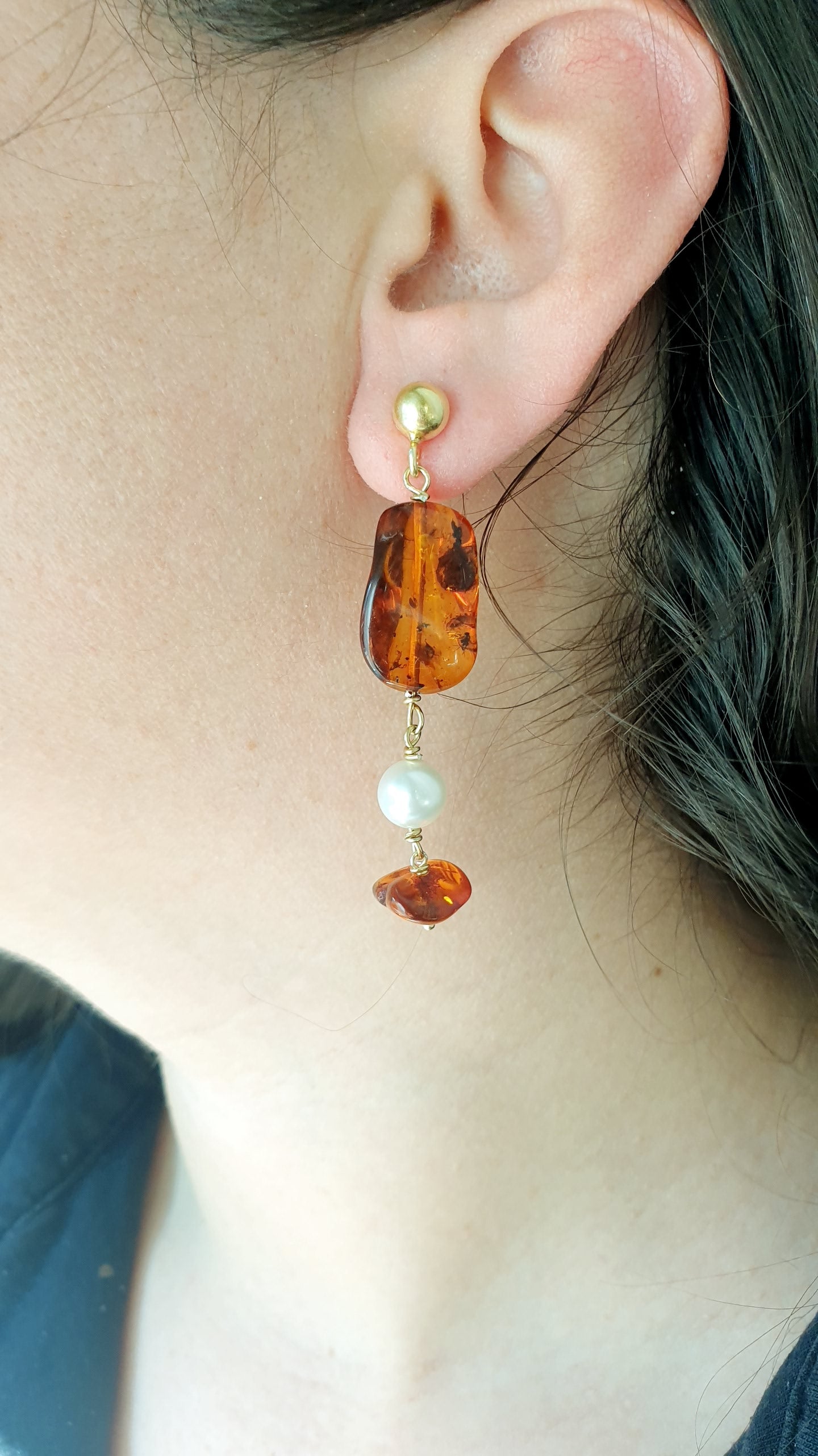 Orecchini in argento con cammeo , ambra, perle
