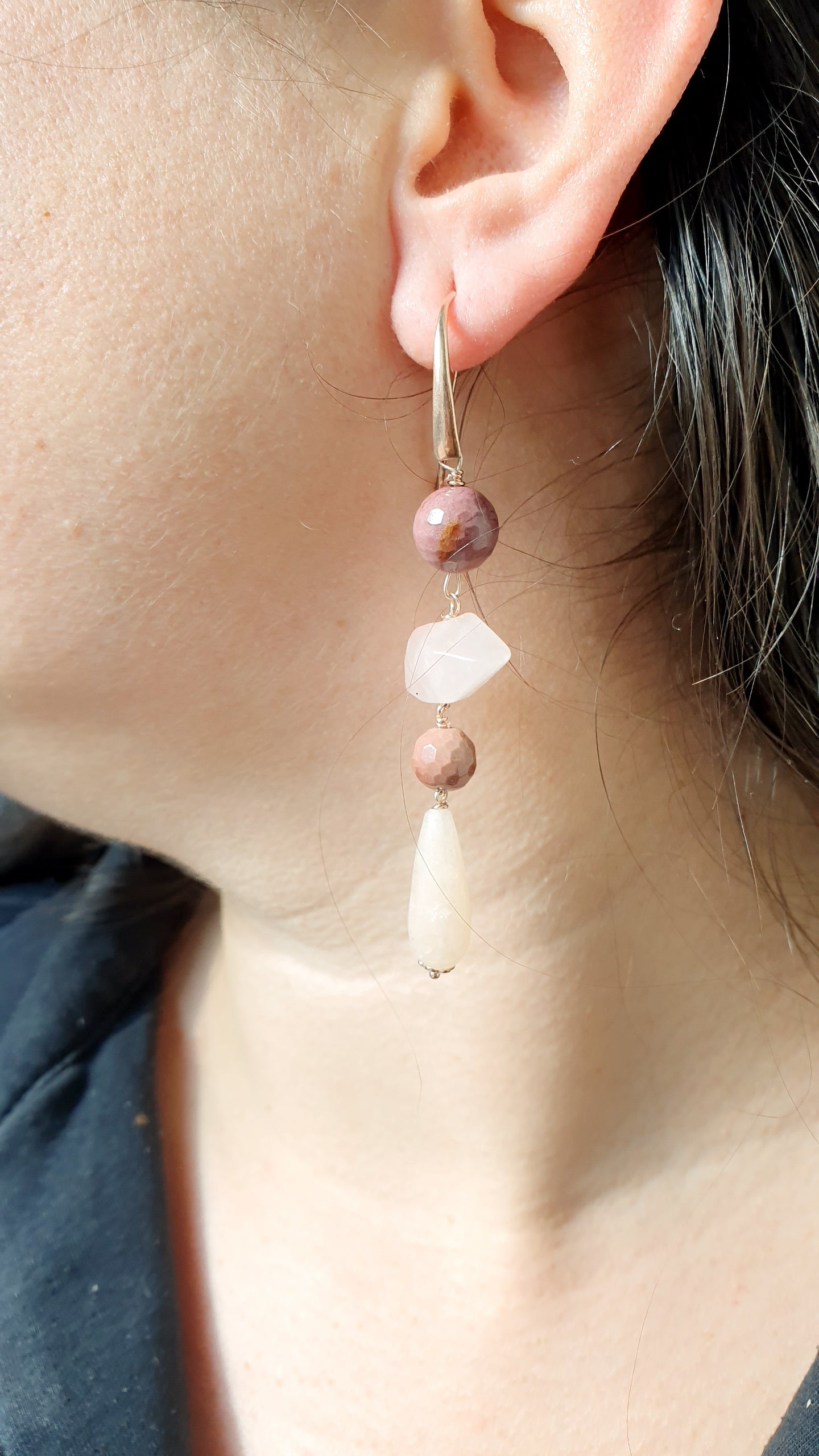 Orecchini in argento com cammeo, quarzo rosa, mokaite