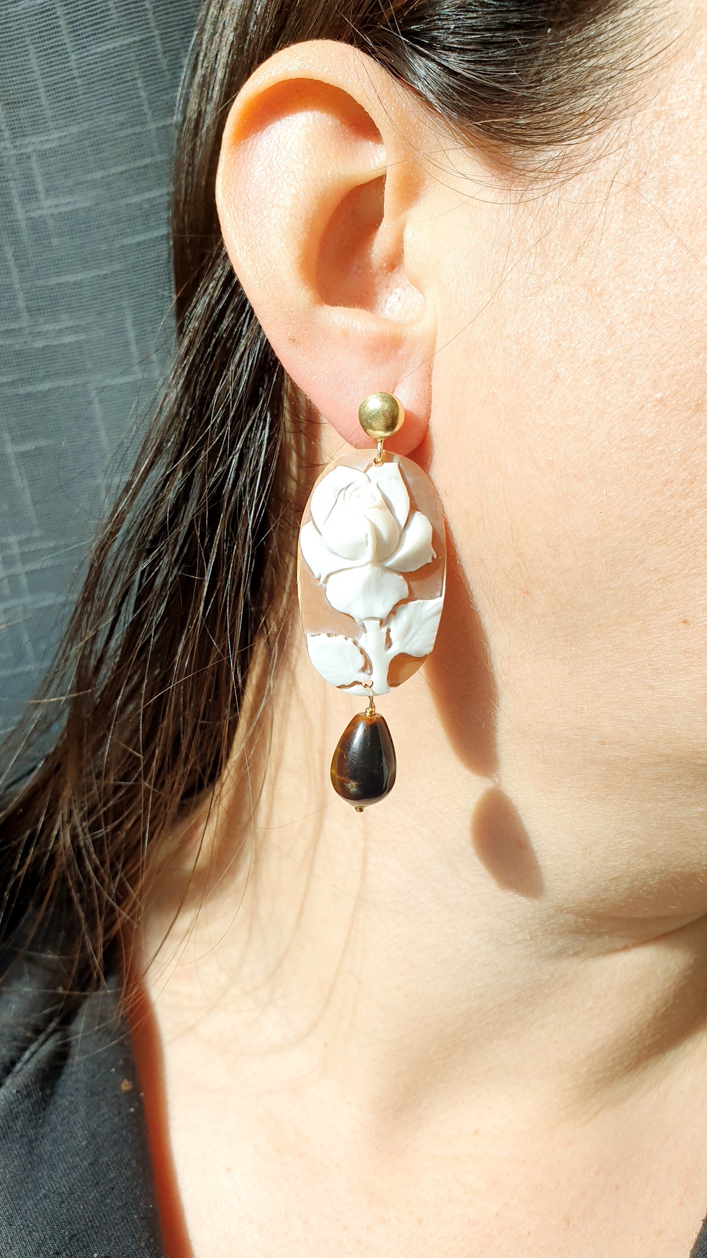 Orecchini in argento con cameo originale, ambra, perla, agate.
