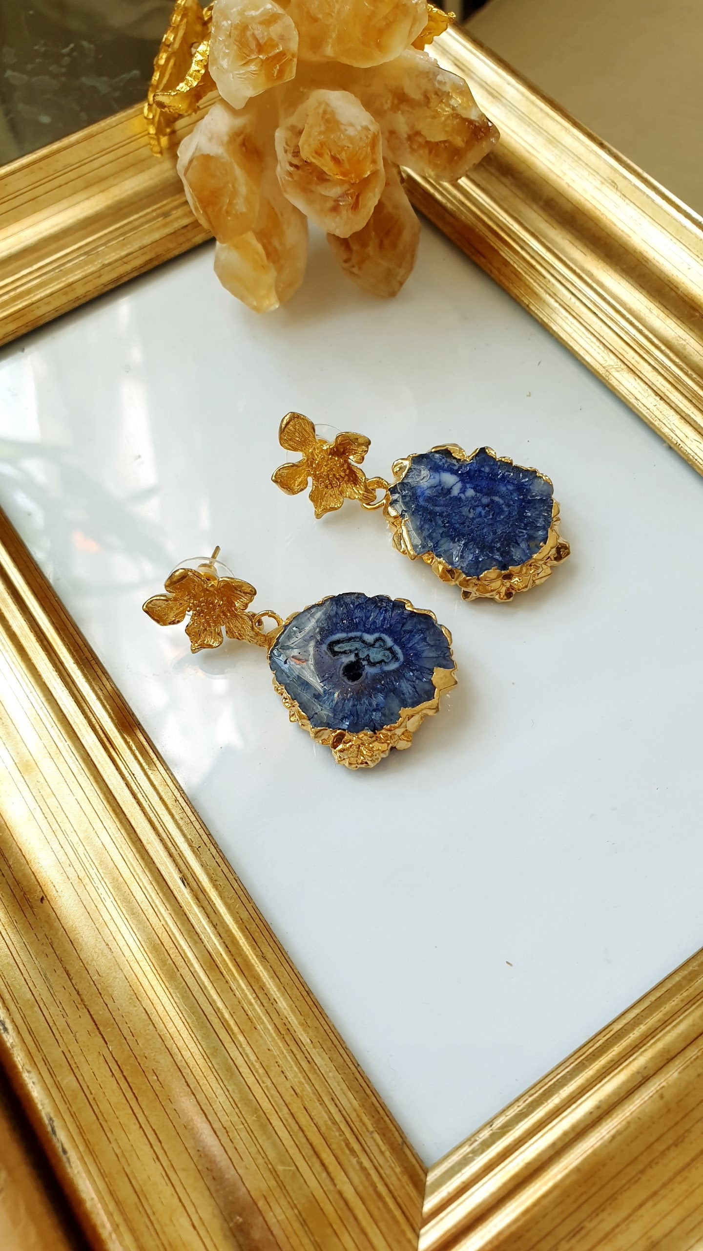 Orecchini in ottone con druse di agata