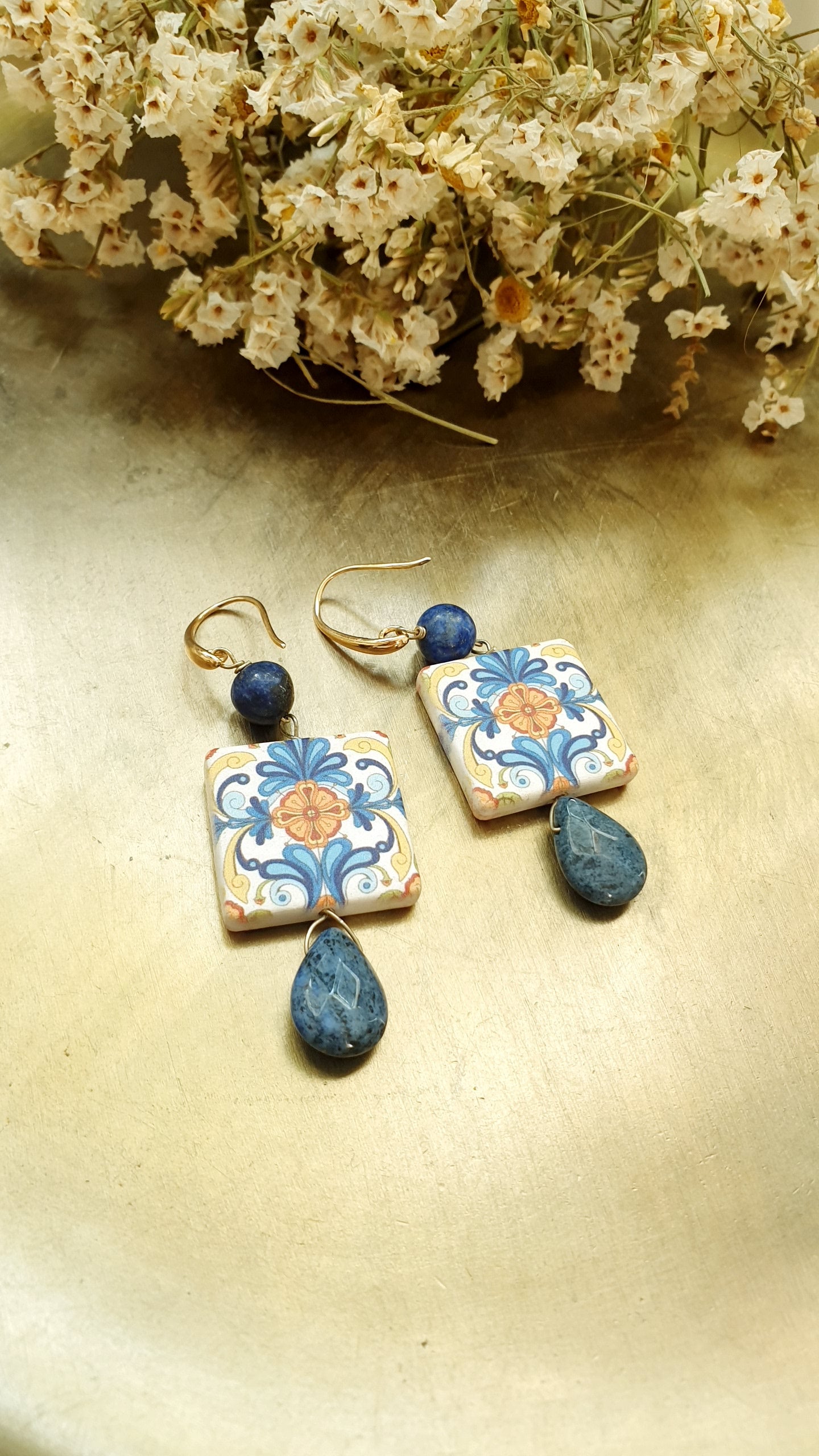 Orecchini in ottone cn ceramica e lapis