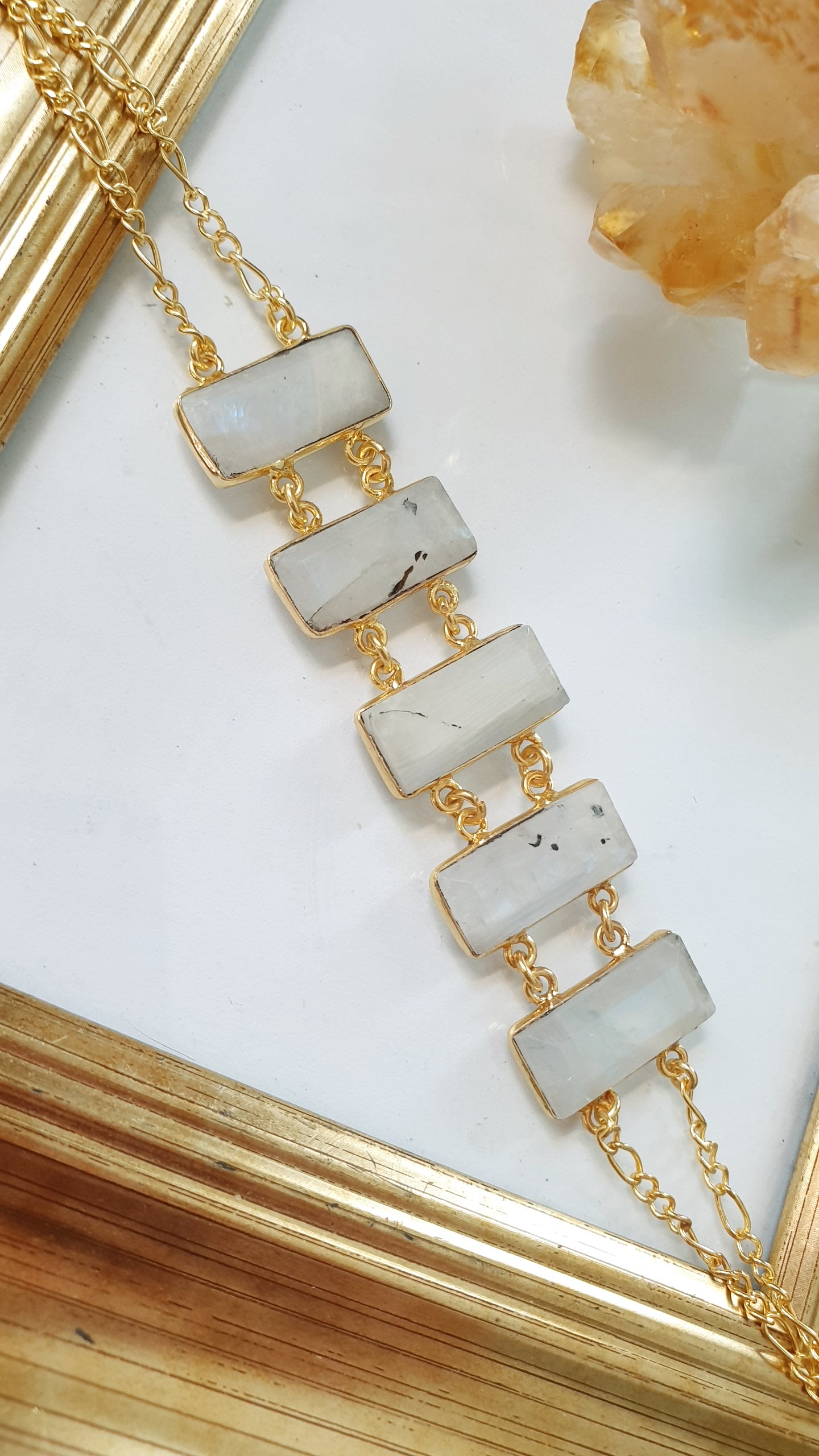 Bracciali in ottone con quarzo rosa e prehnite