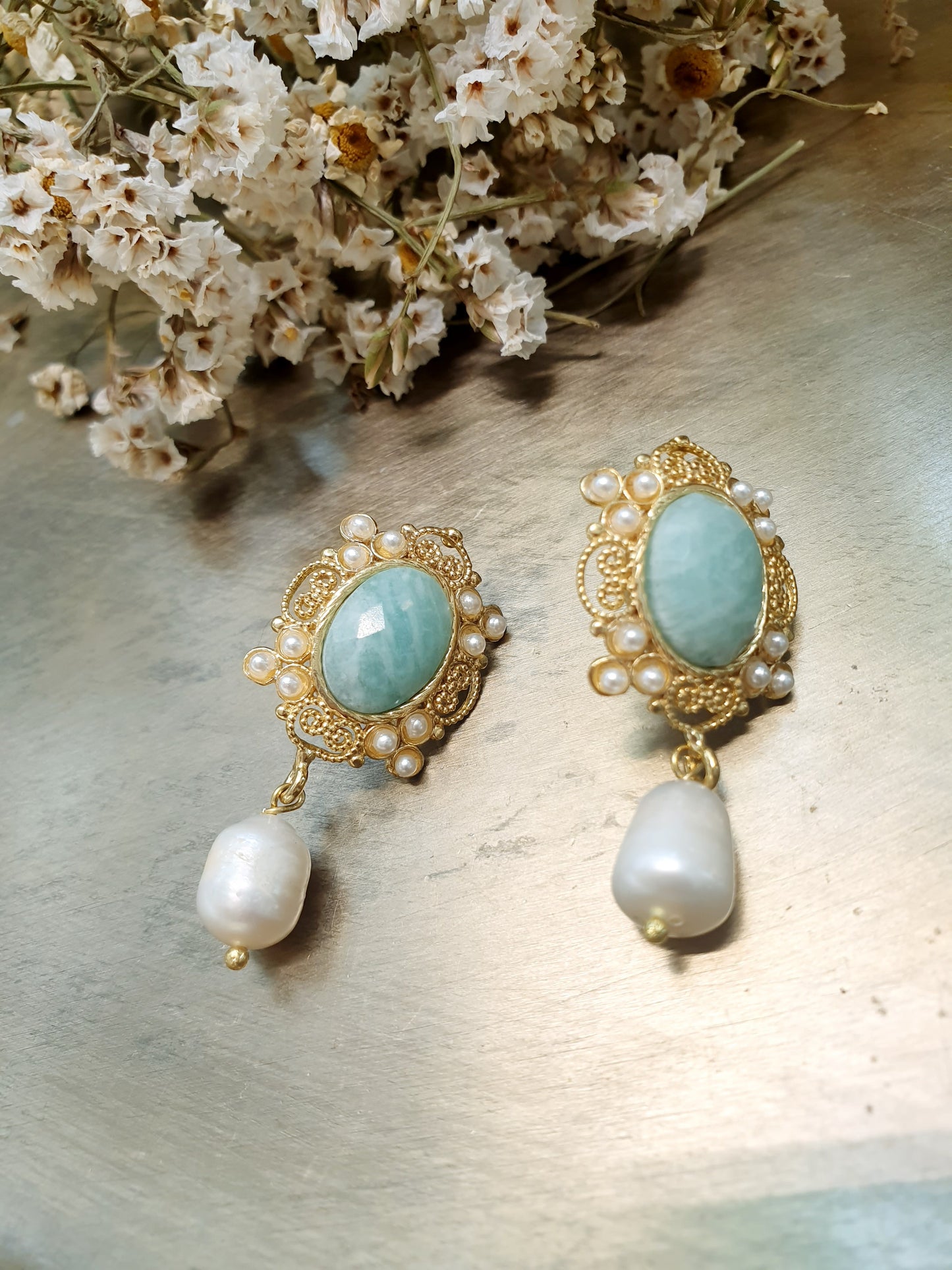 Orecchini In ottone con amazzonite e perle