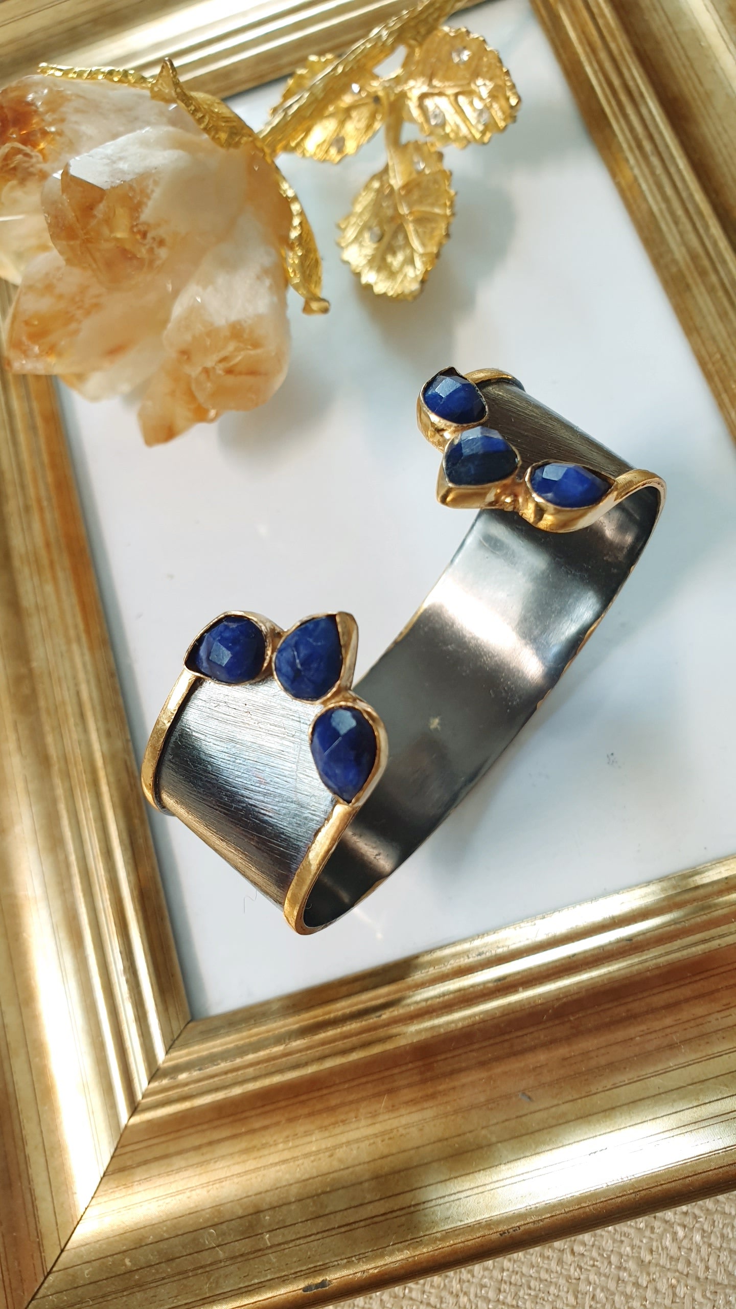 Bracciale a fascia  in ottone brunito e lapis