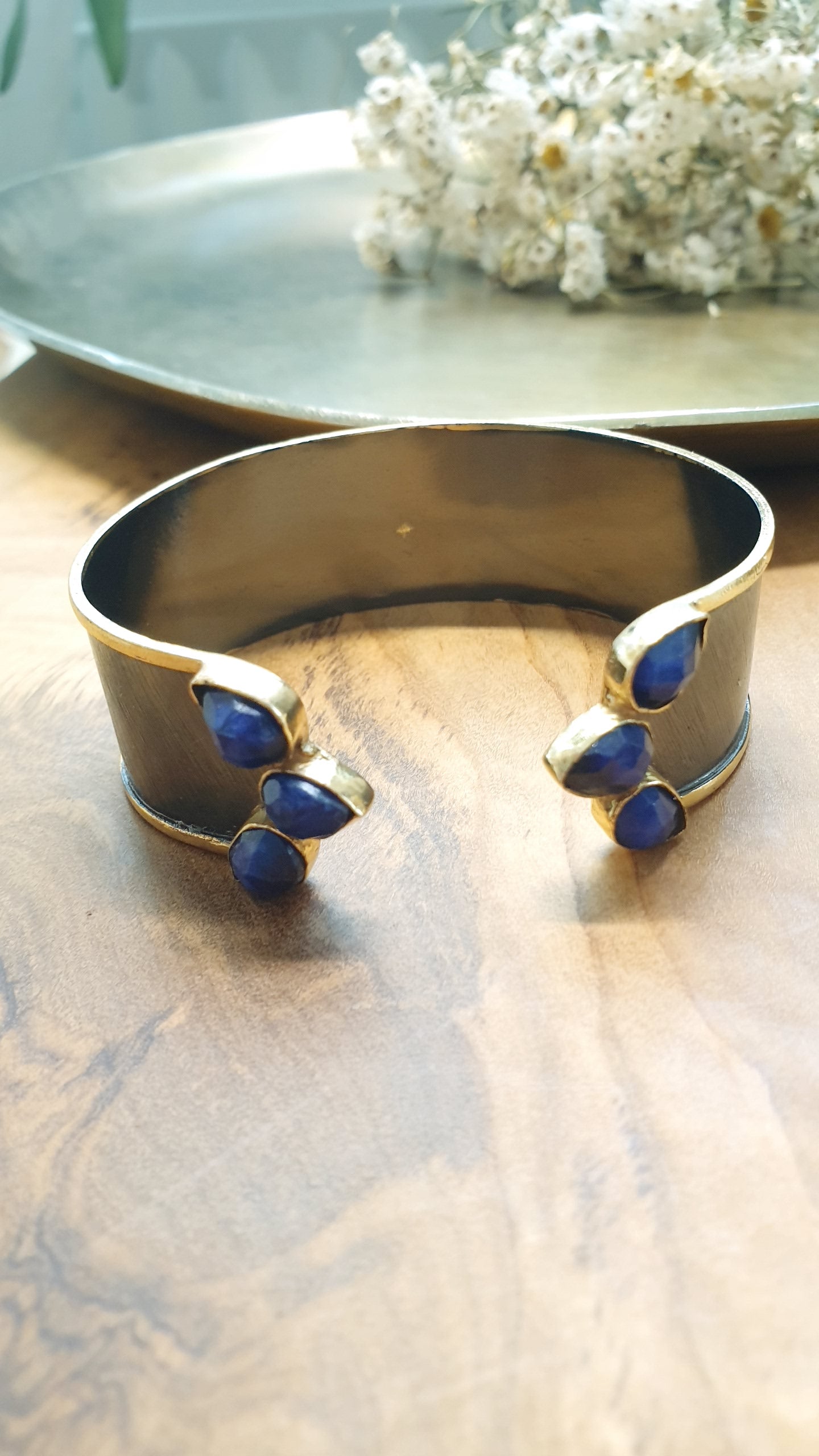 Bracciale a fascia  in ottone brunito e lapis