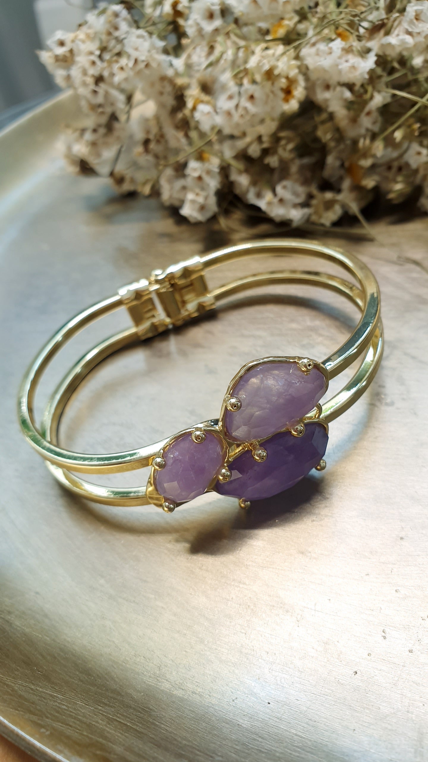 Bracciale in bronzo con ametiste