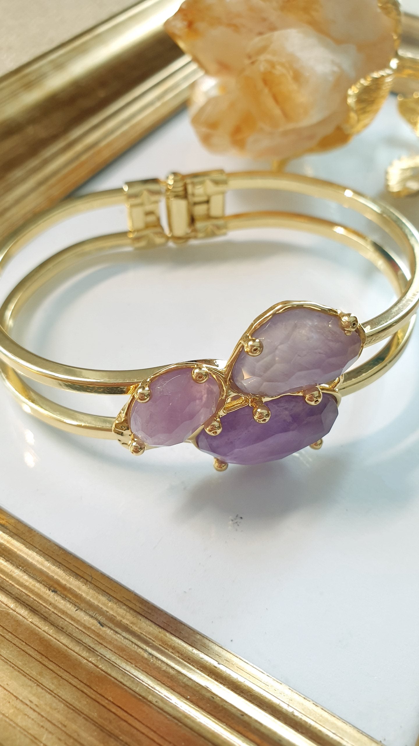 Bracciale in bronzo con ametiste