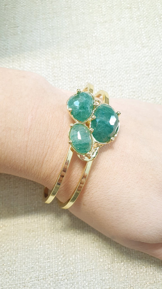 Bracciale in bronzo con agata