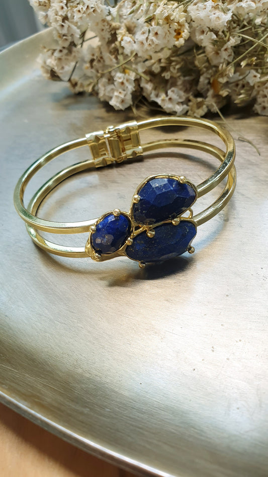 Bracciale in bronzo con lapislazzuli