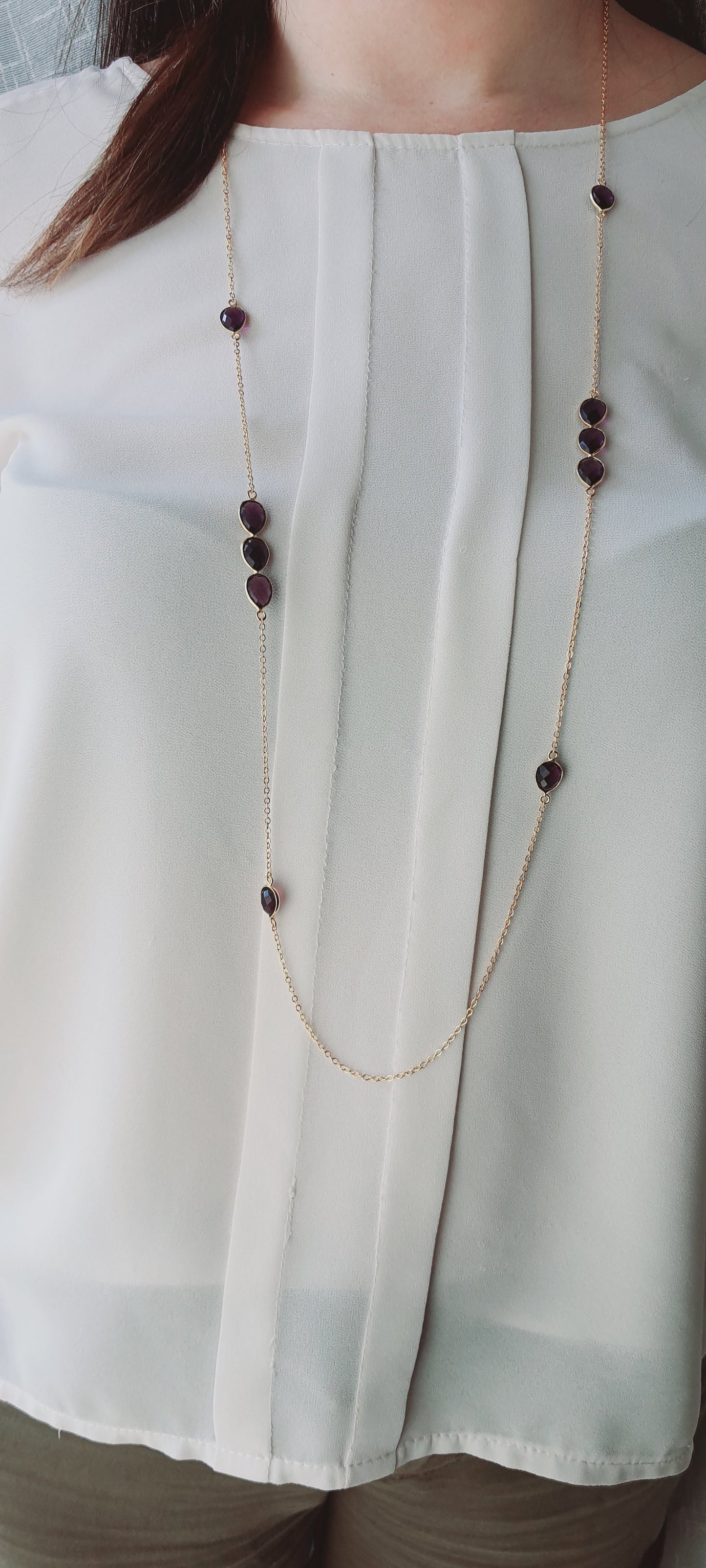 Lunga collana in ottone con ametiste