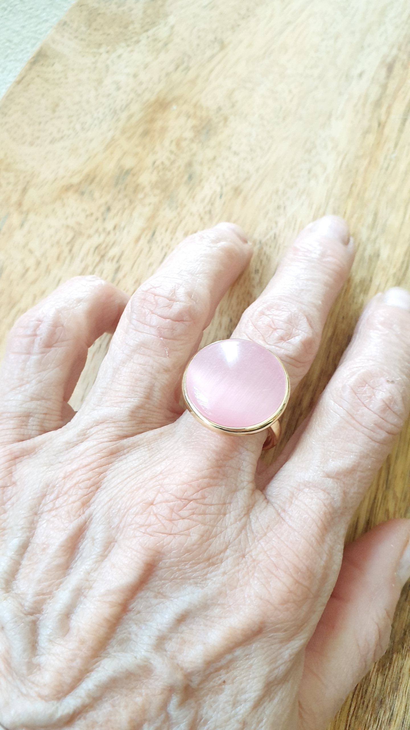 Anello in ottone con occhio di gatto