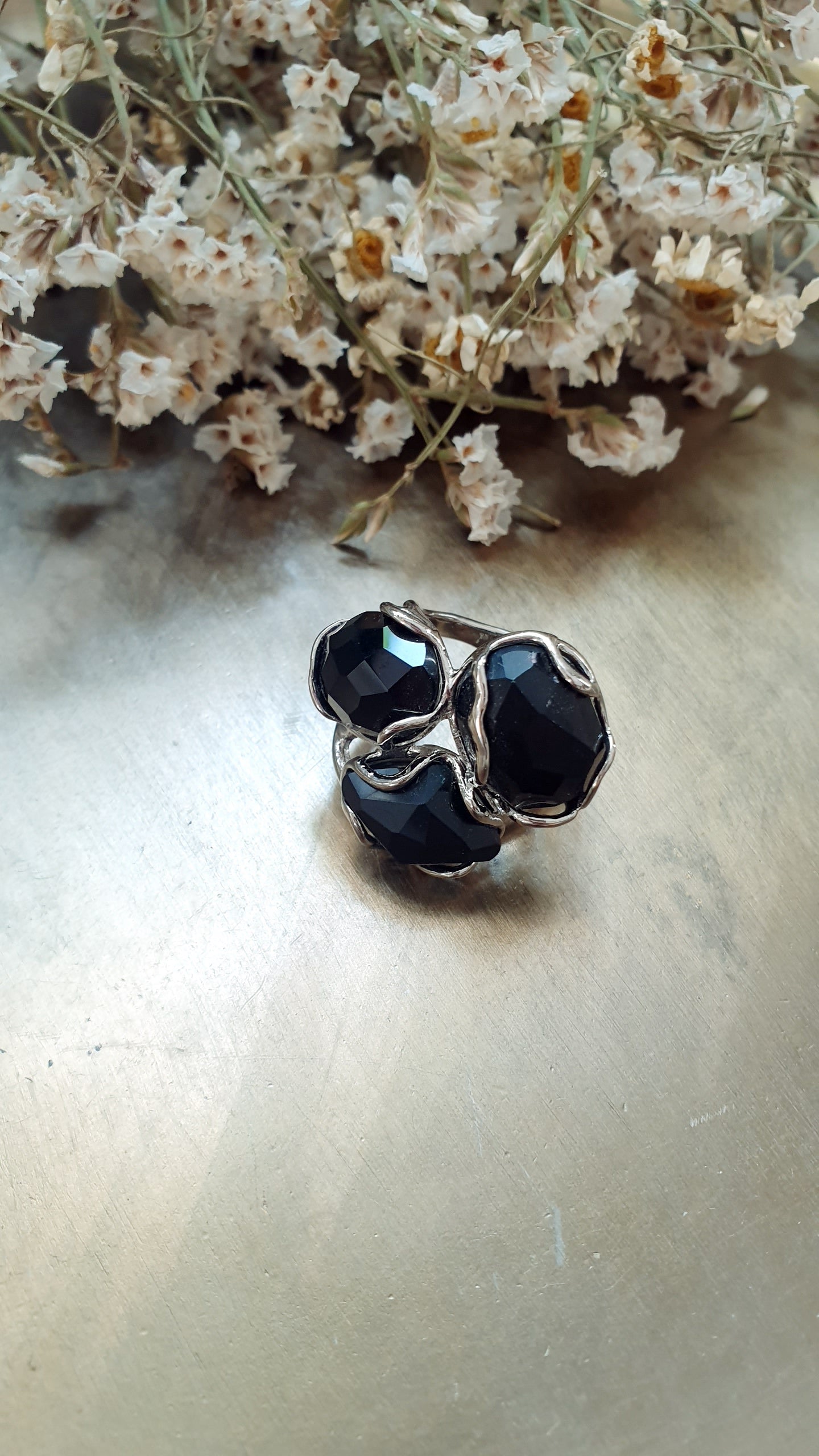 Anello in bronzo con onice