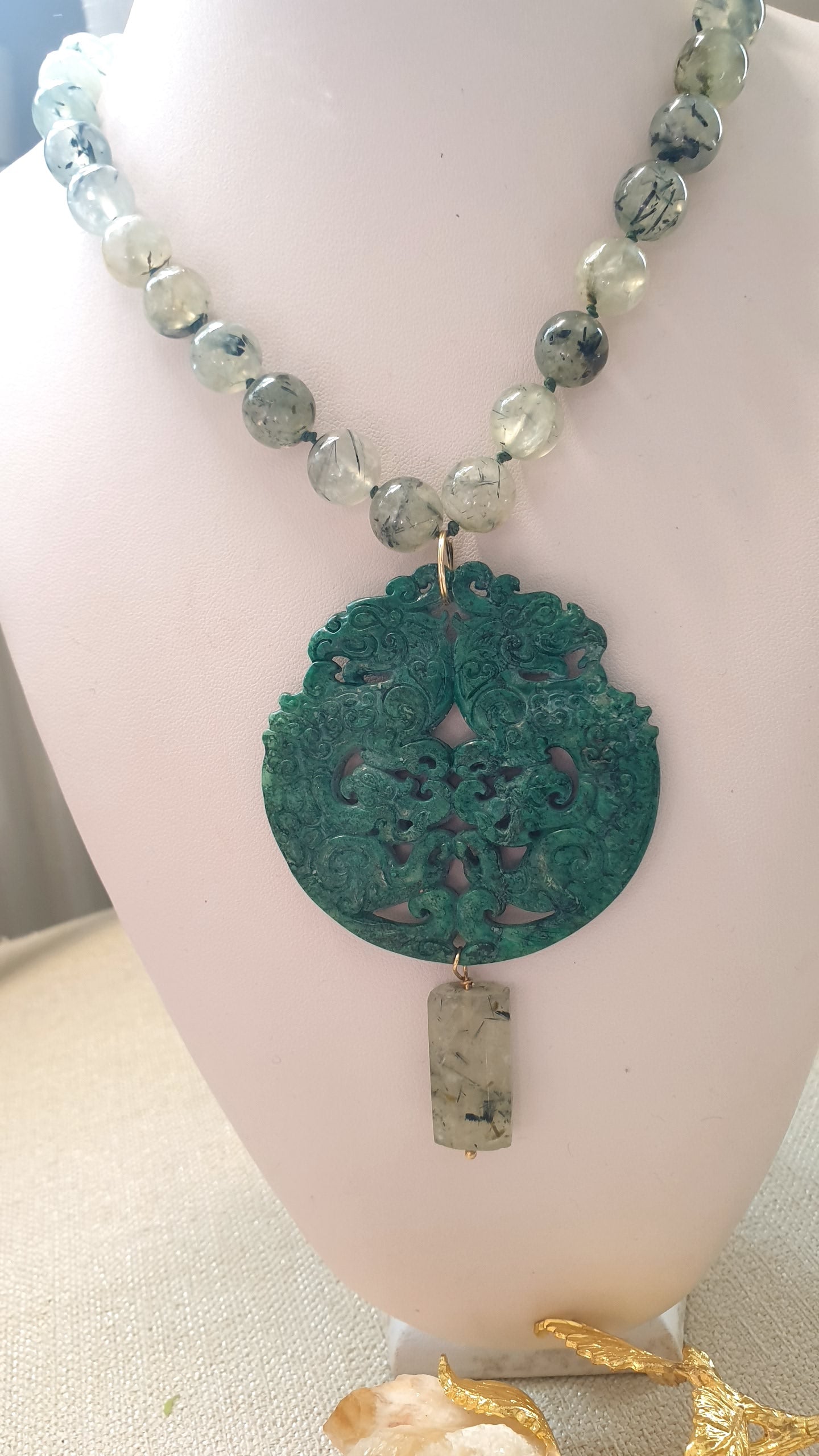 Collana in argento con prehnite e giada