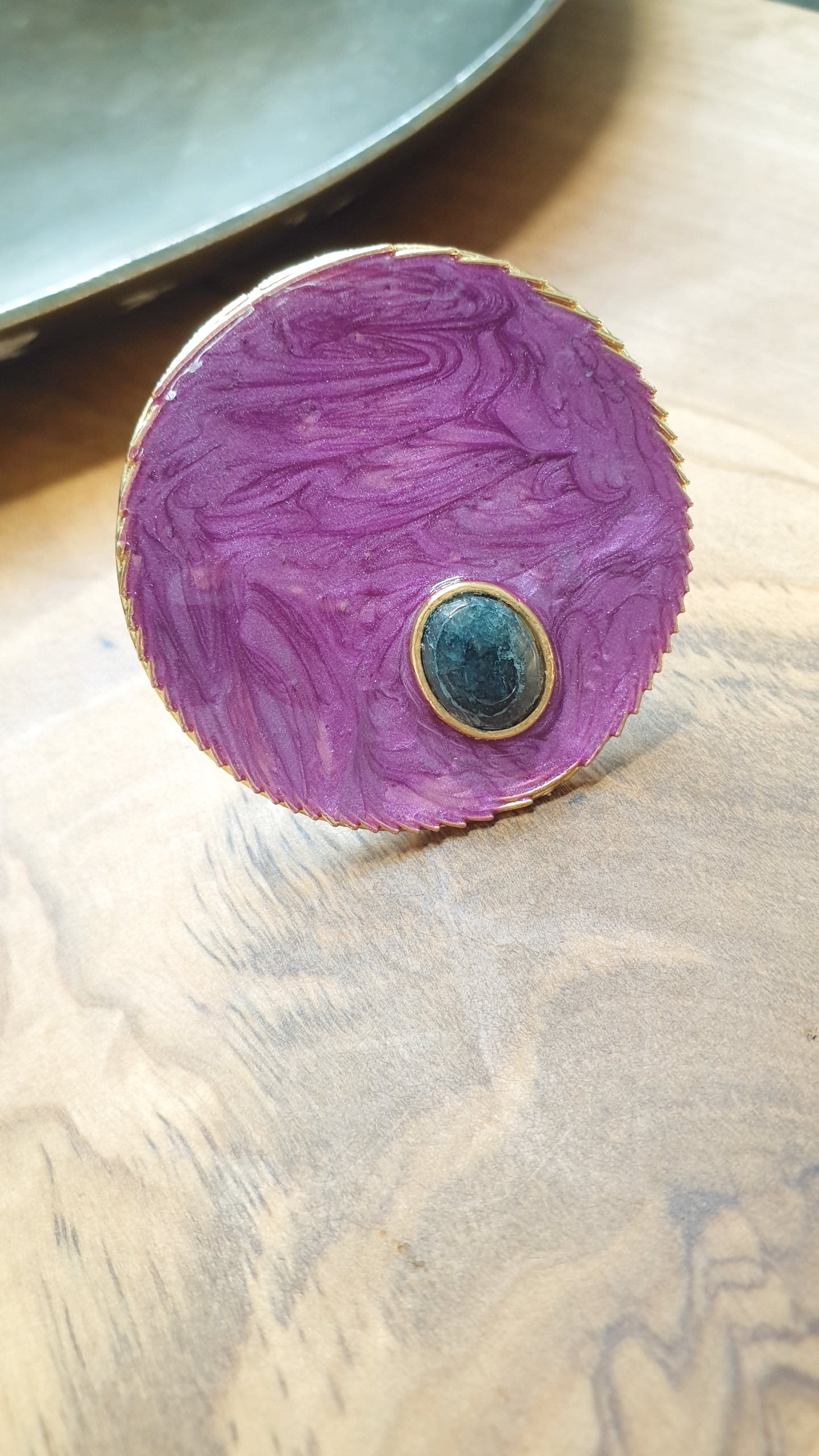 Grande anello in ottone regolabile